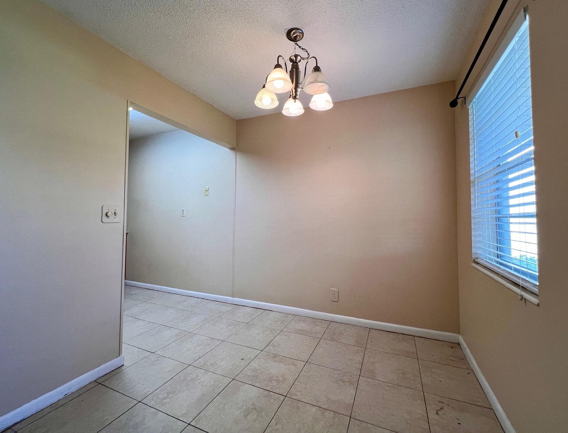 240 Bedford J, West Palm Beach, FL 33417 — photo 5 of 19