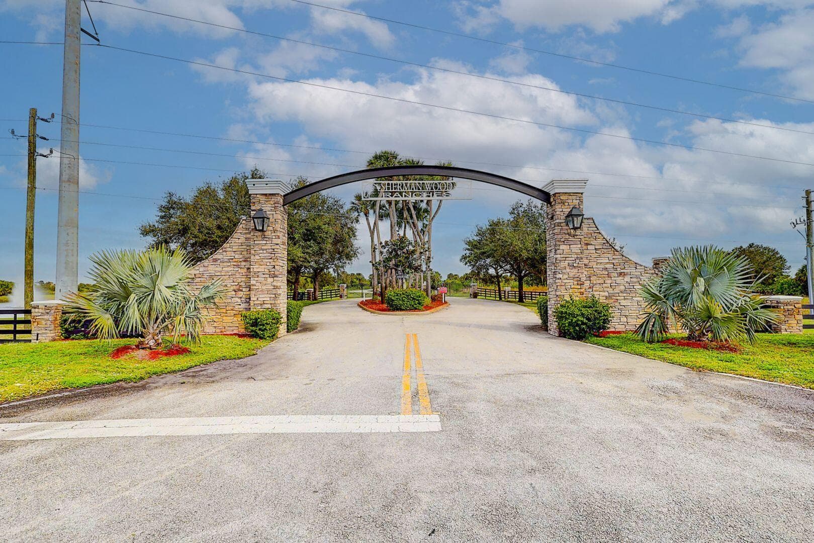 2831 SE 67th Place, Okeechobee, FL 34974 — photo 5 of 20