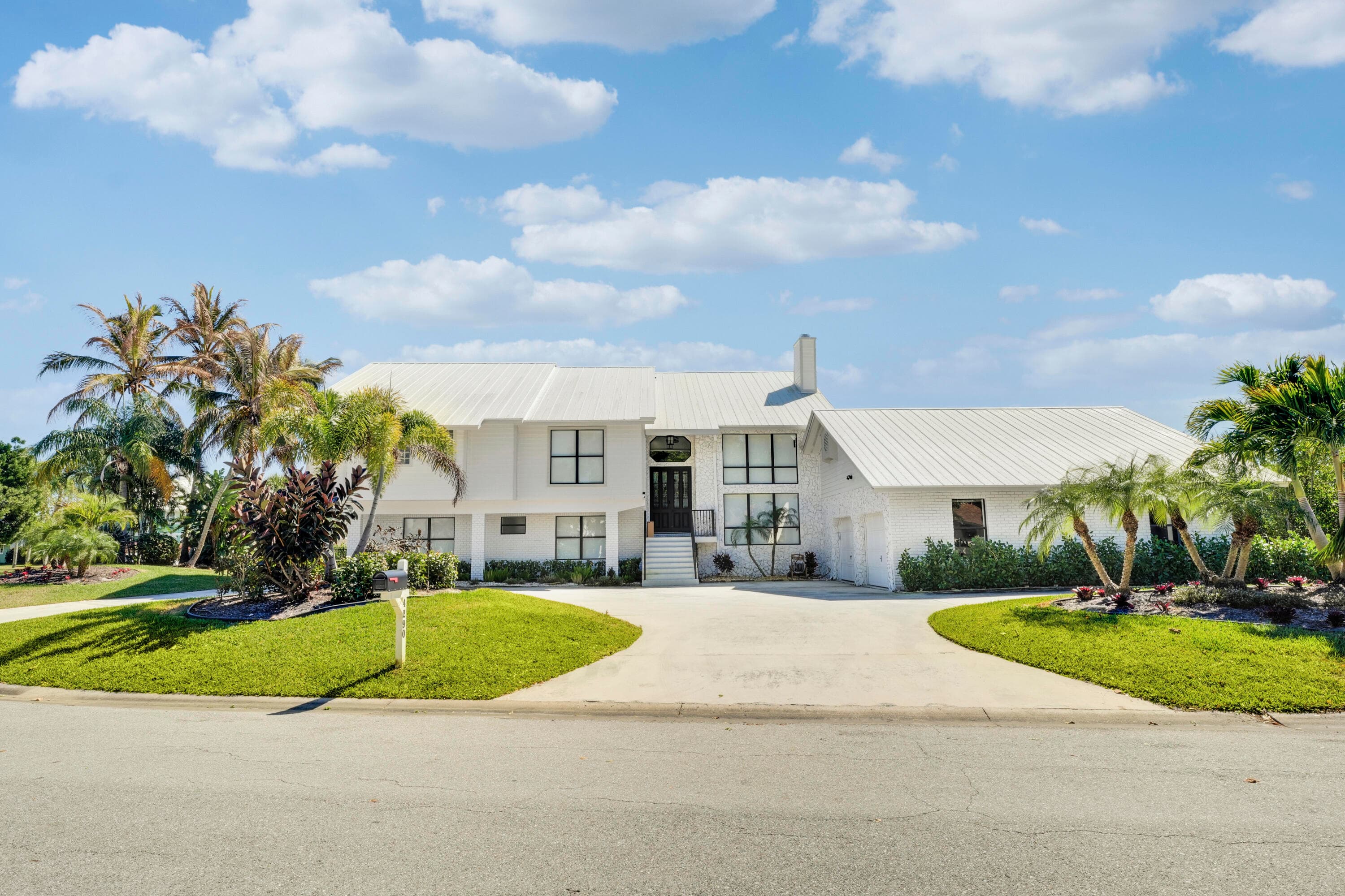 4290 SE Whiticar Way, Stuart, FL 34997 — photo 3 of 63