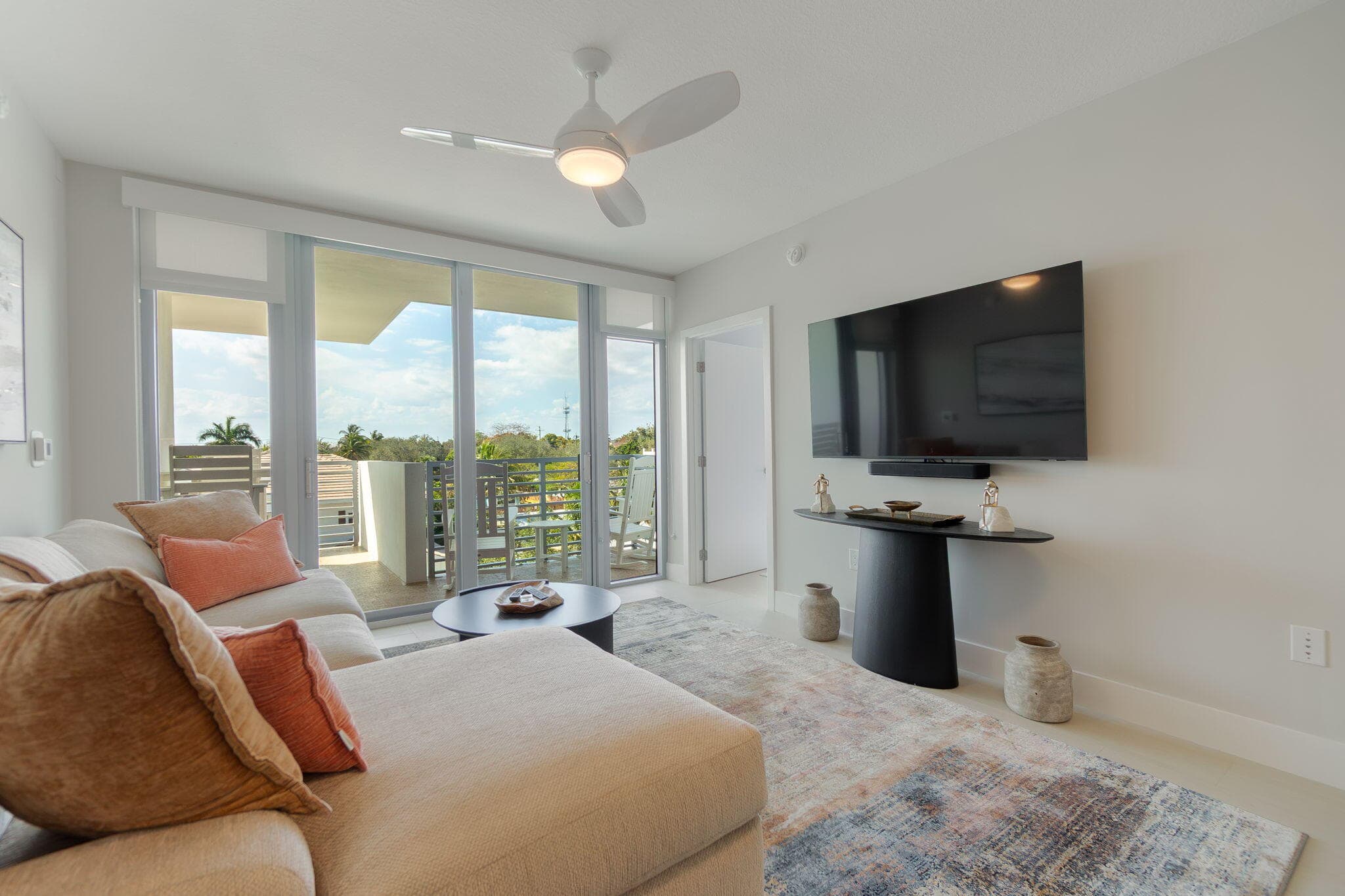 111 SE 1st Avenue 404, Delray Beach, FL 33444 — photo 8 of 55