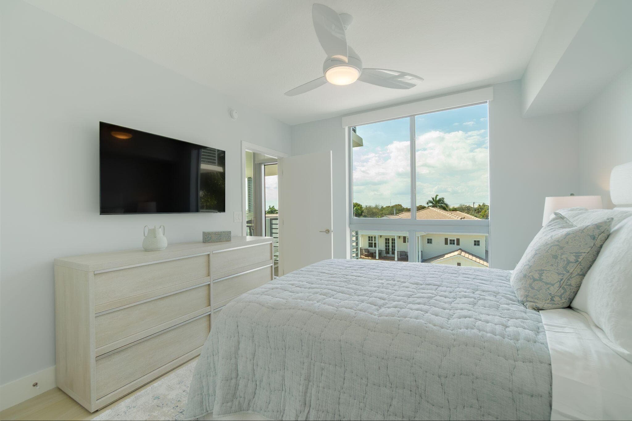 111 SE 1st Avenue 404, Delray Beach, FL 33444 — photo 18 of 55