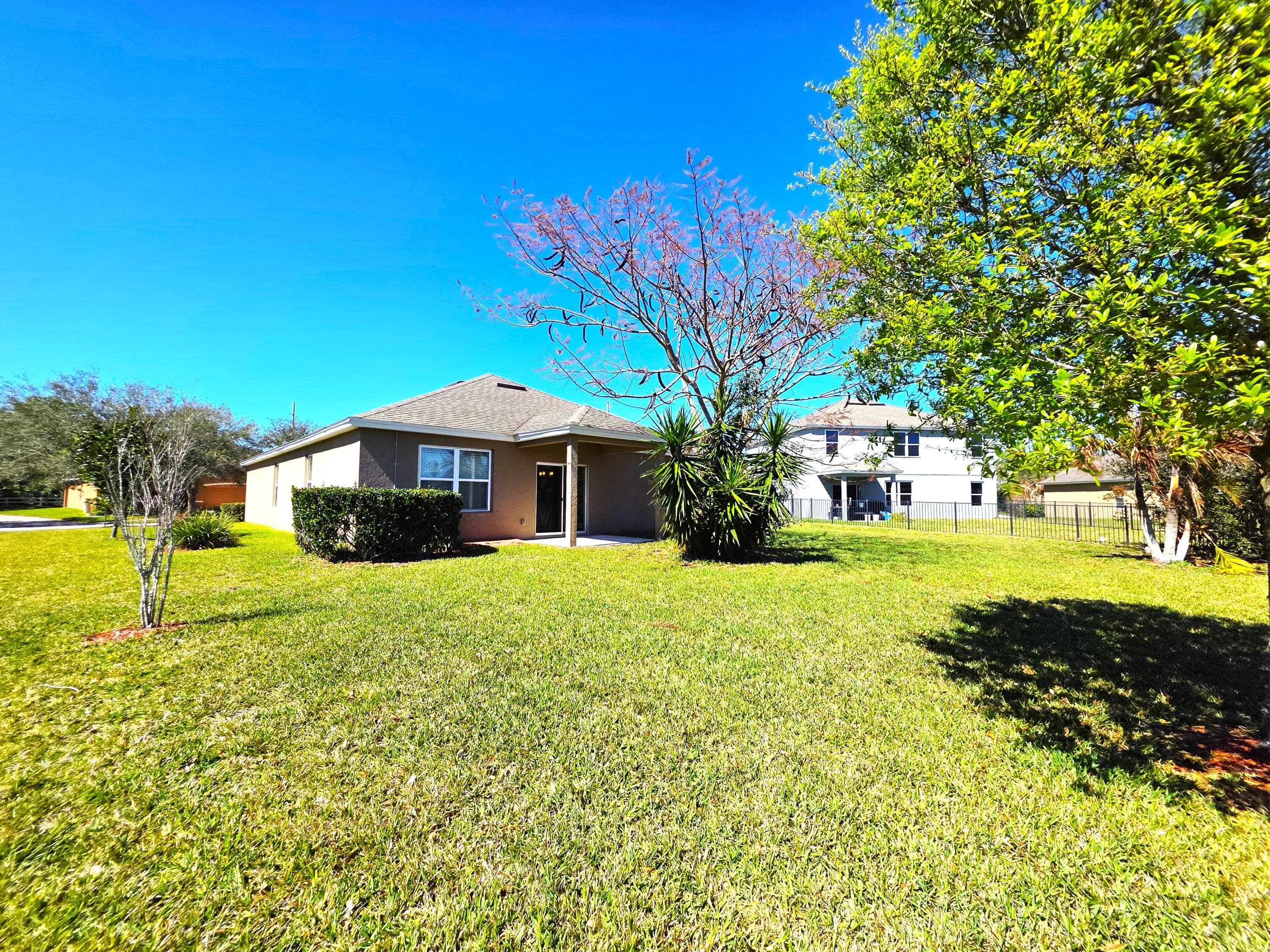 1440 Lexington Square SW, Vero Beach, FL 32962 — photo 37 of 68