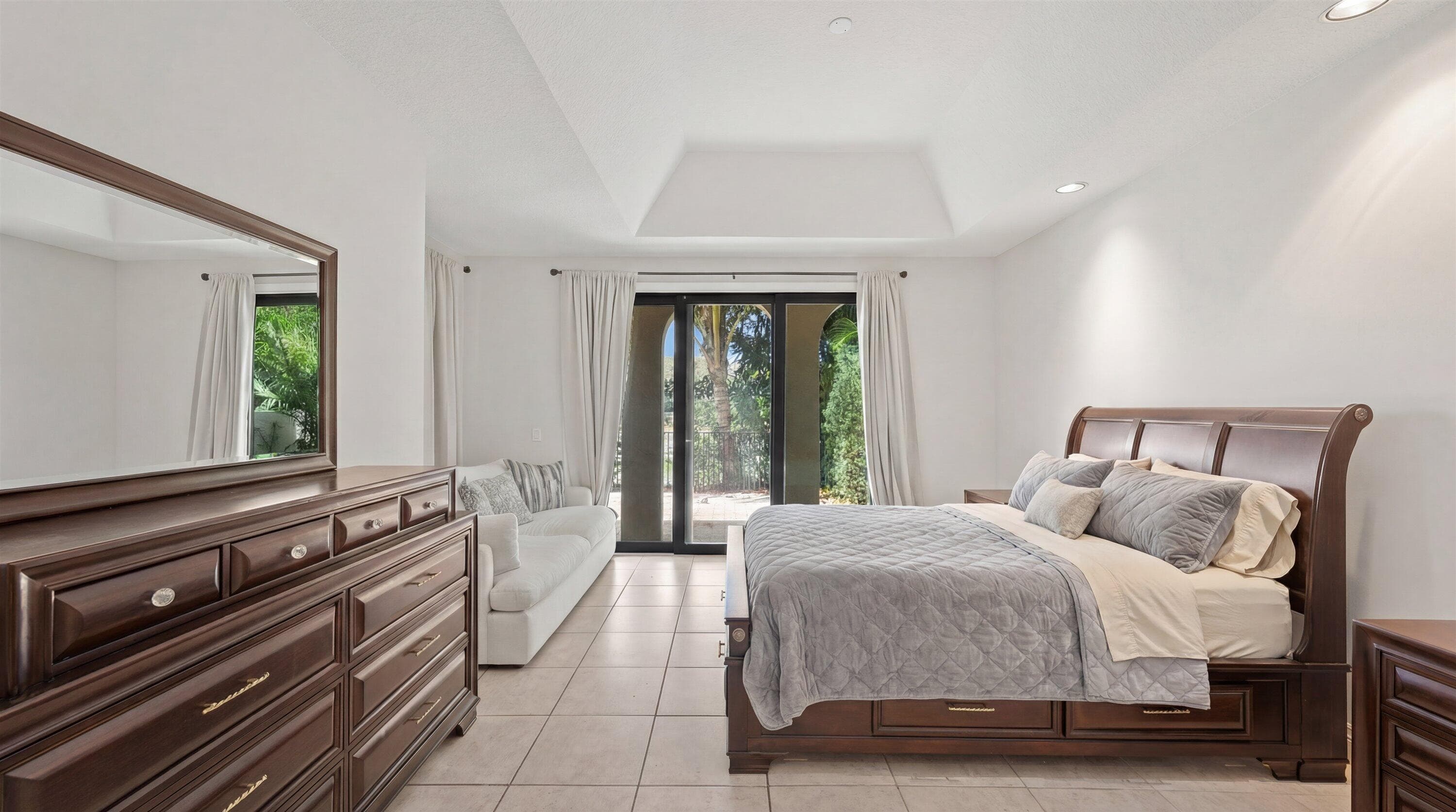 2055 Regents Boulevard, West Palm Beach, FL 33409 — photo 16 of 40