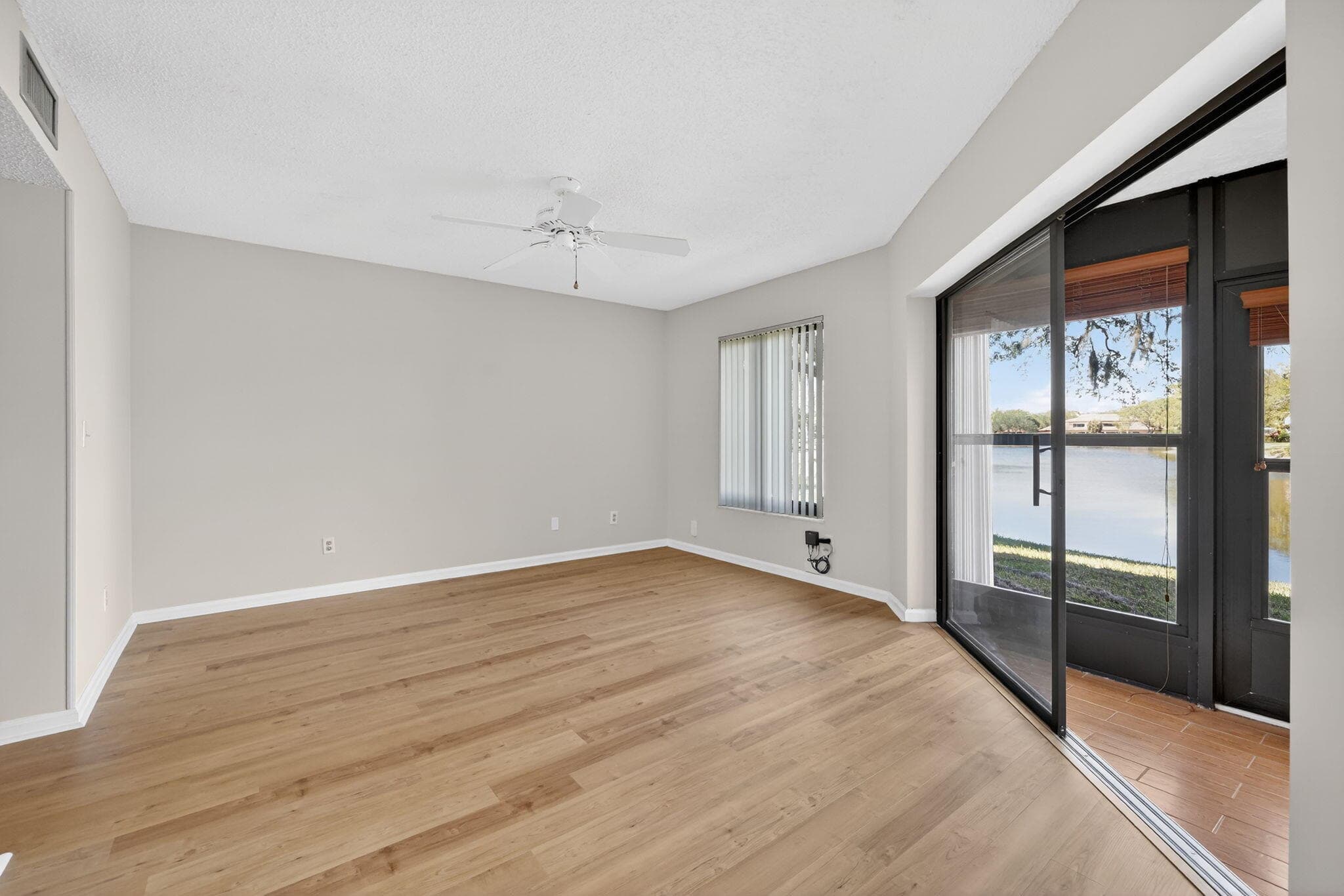 6060 SE Martinique Drive 103, Stuart, FL 34997 — photo 17 of 30