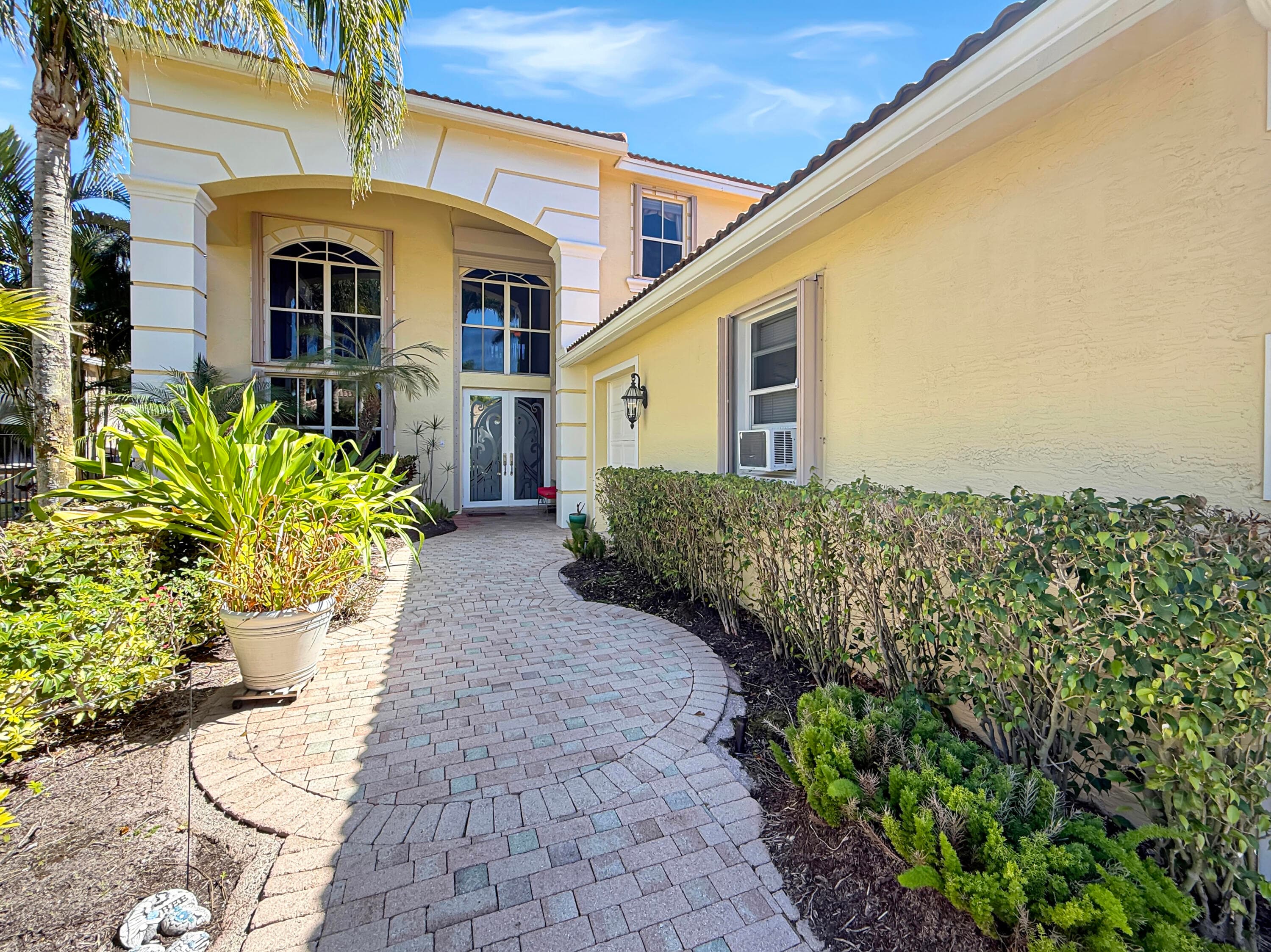 10891 Northgreen Drive, Lake Worth, FL 33449 — photo 3 of 46