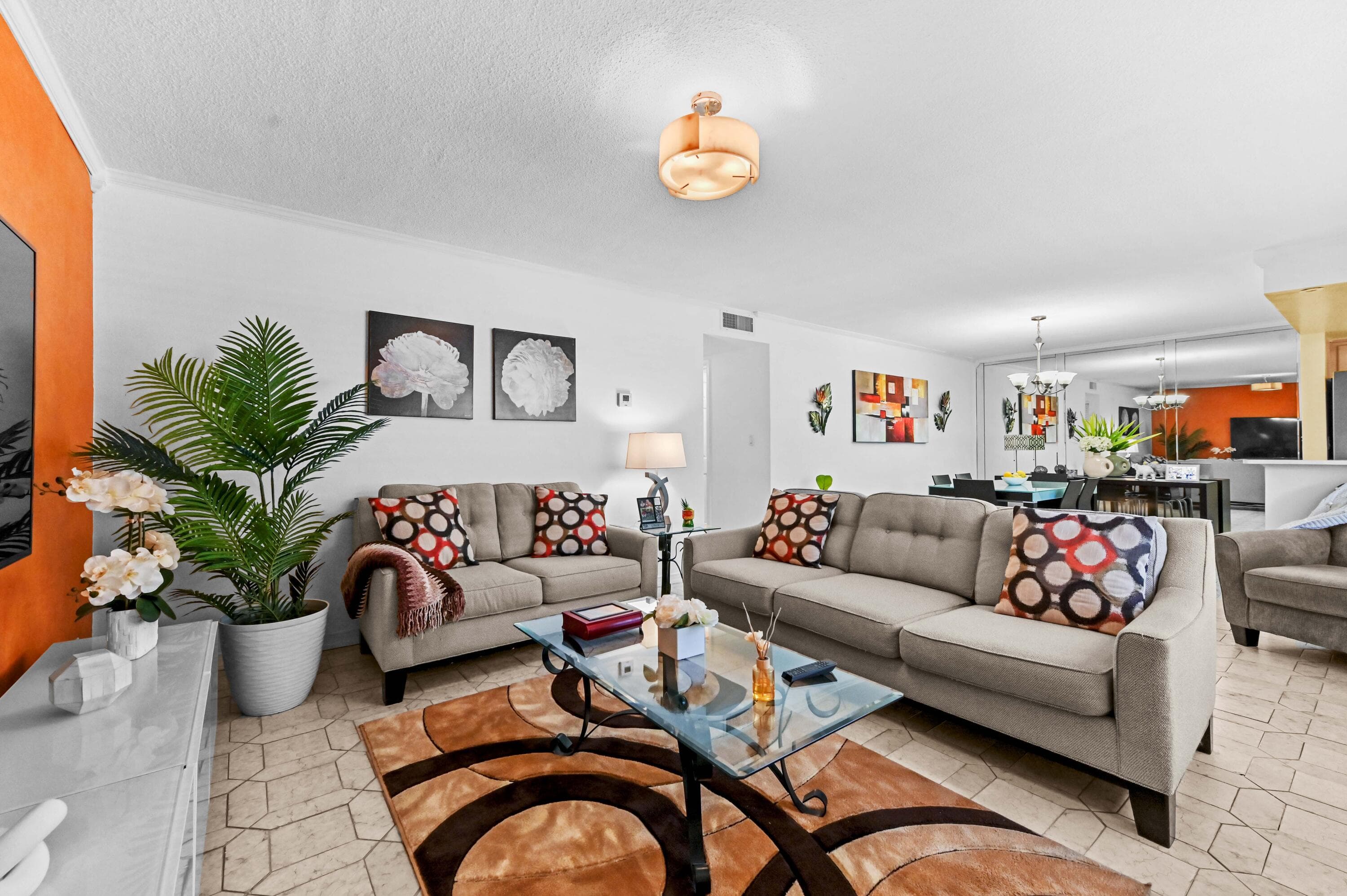 200 NE 12th Avenue 3a, Hallandale Beach, FL 33009 — photo 1 of 31
