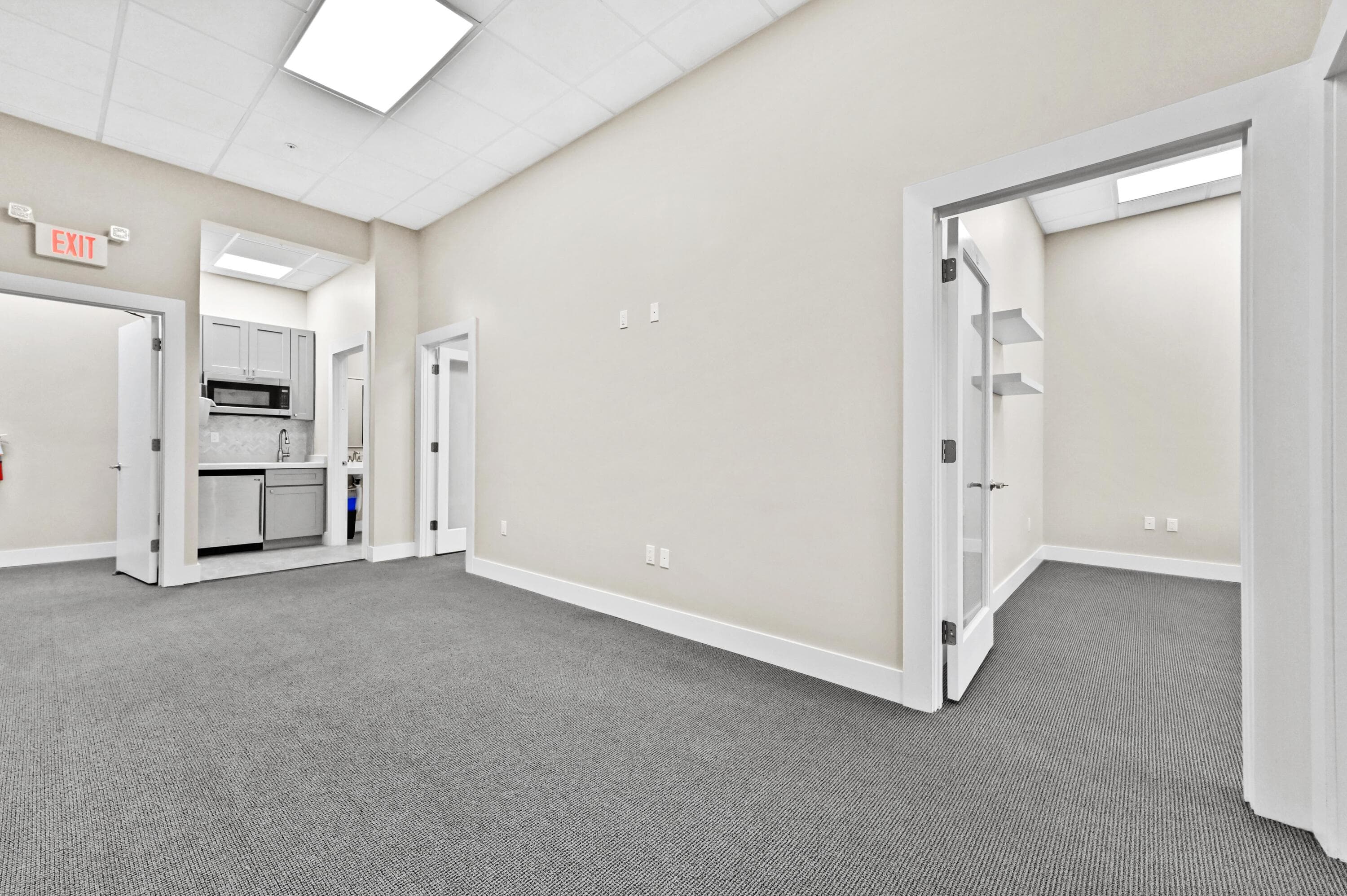 4050 Westgate Avenue 106, West Palm Beach, FL 33409 — photo 10 of 42