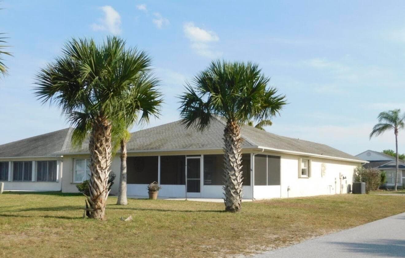 6736 Alheli , Fort Pierce, FL 34951 — photo 2 of 10