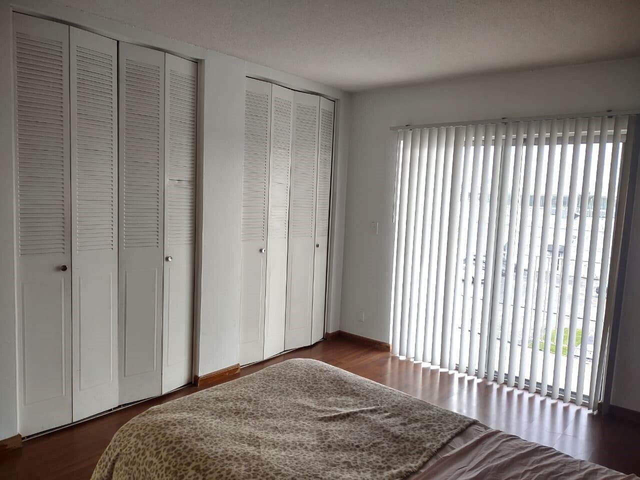 1100 NE 1st Court 305, Hallandale Beach, FL 33009 — photo 4 of 6