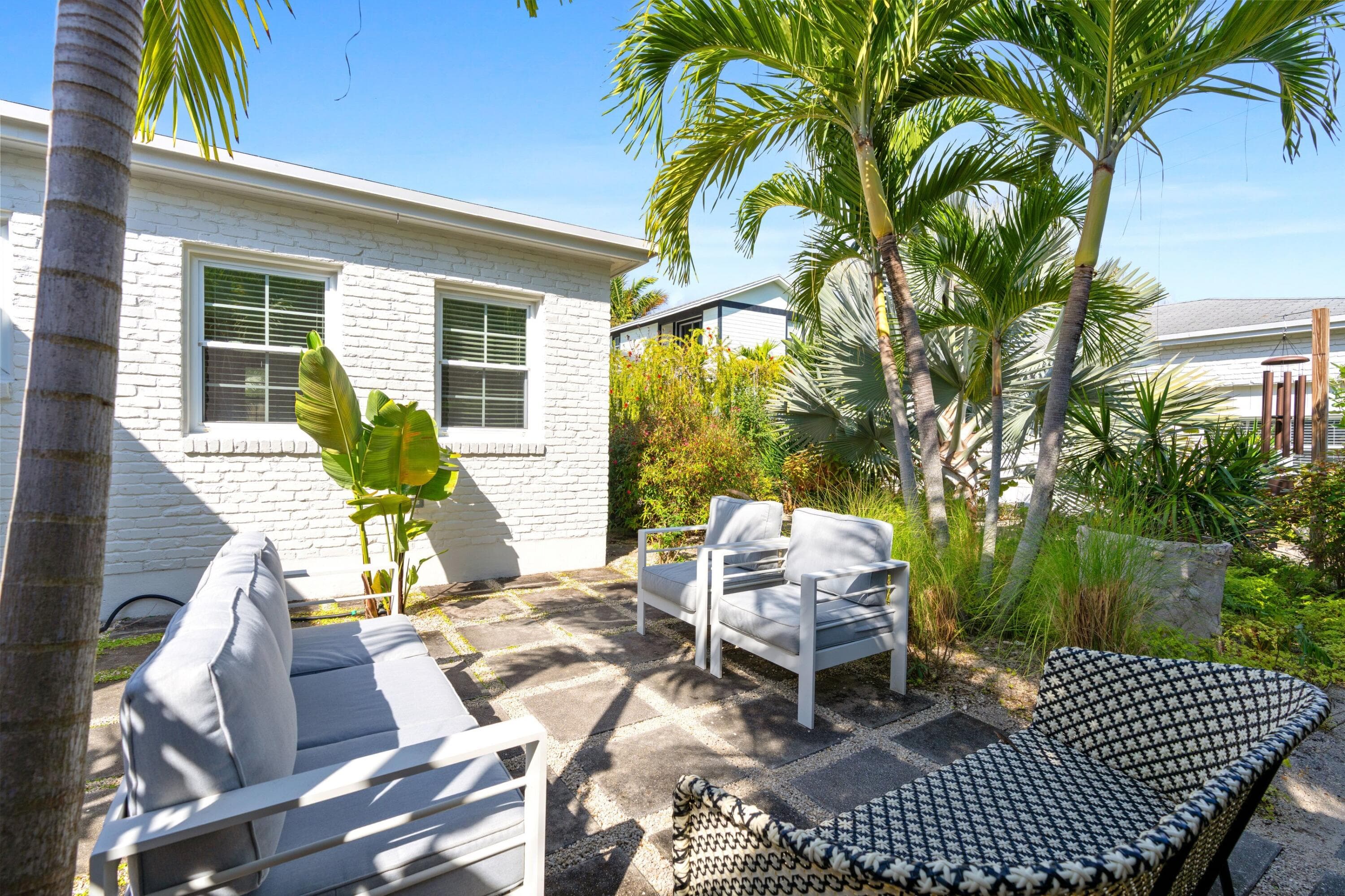 143 Greymon Drive, West Palm Beach, FL 33405 — photo 12 of 39