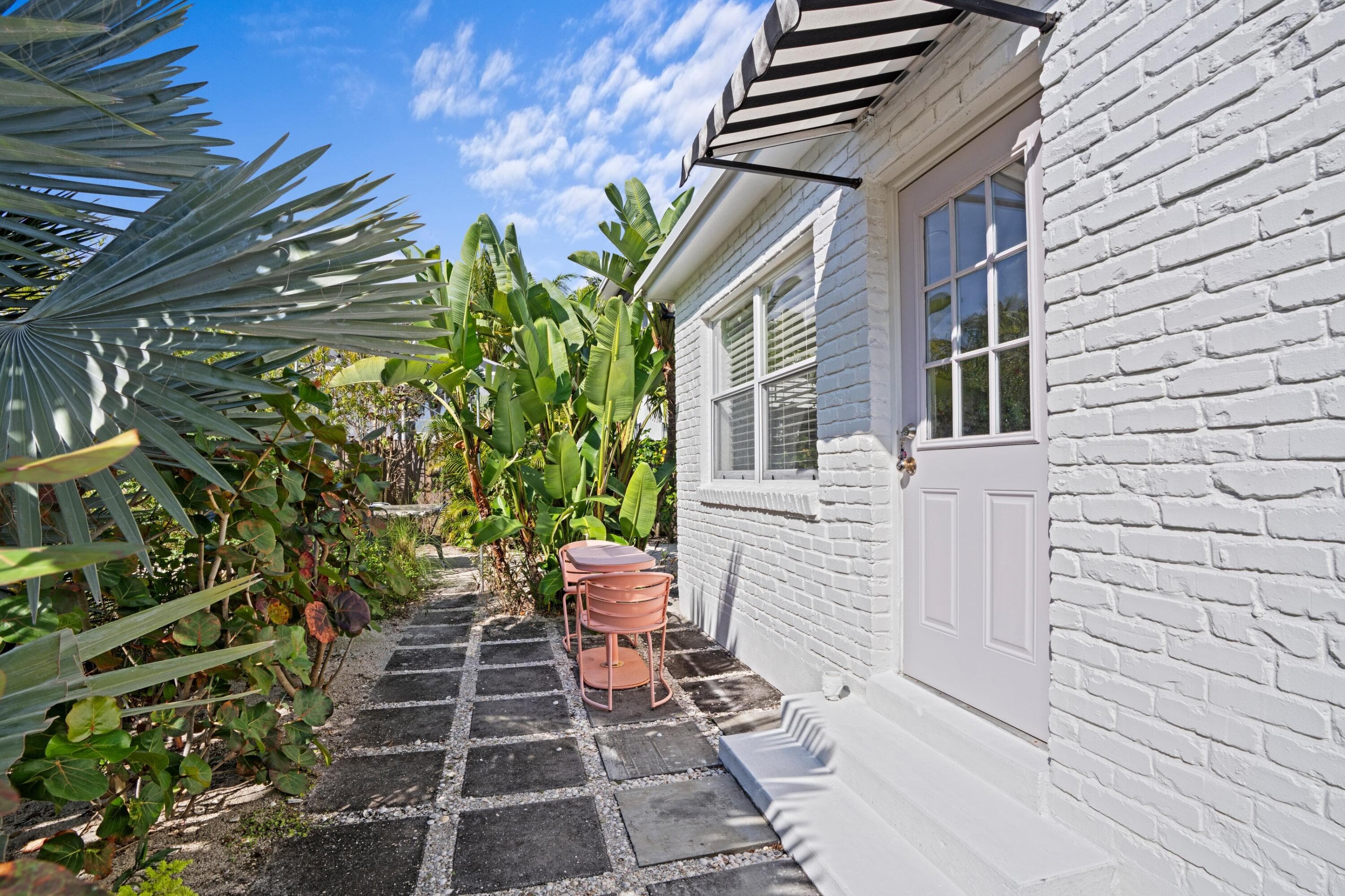 143 Greymon Drive, West Palm Beach, FL 33405 — photo 16 of 39