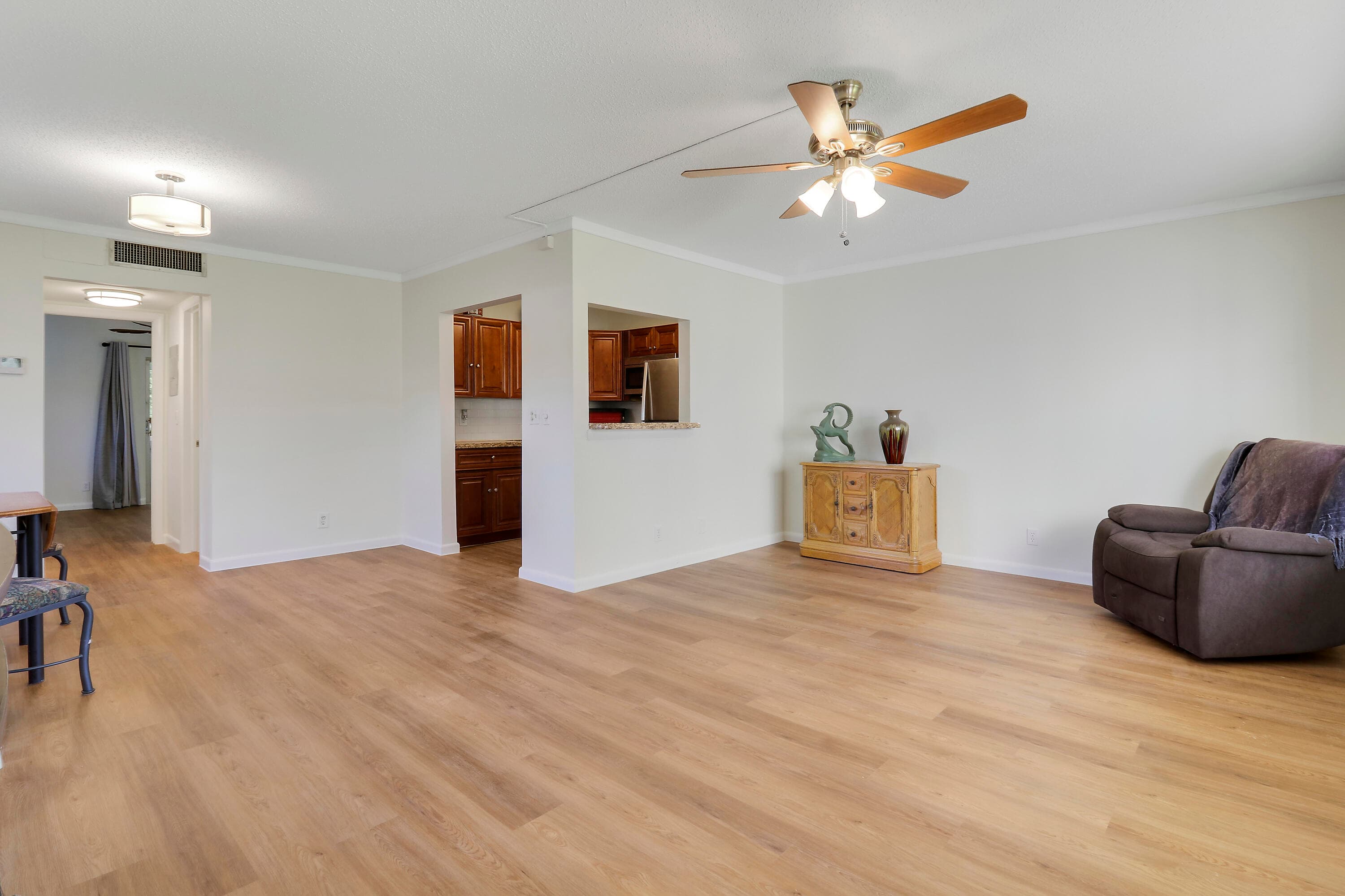 269 Norwich L, West Palm Beach, FL 33417 — photo 2 of 21