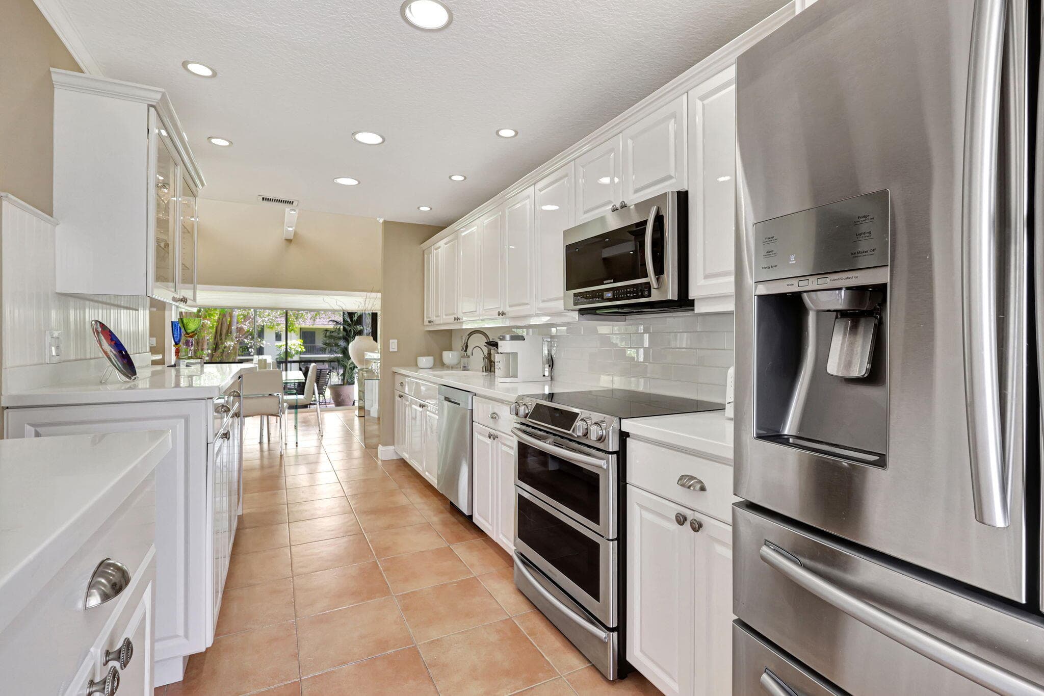 6890 Willow Wood Drive 206, Boca Raton, FL 33434 — photo 2 of 45