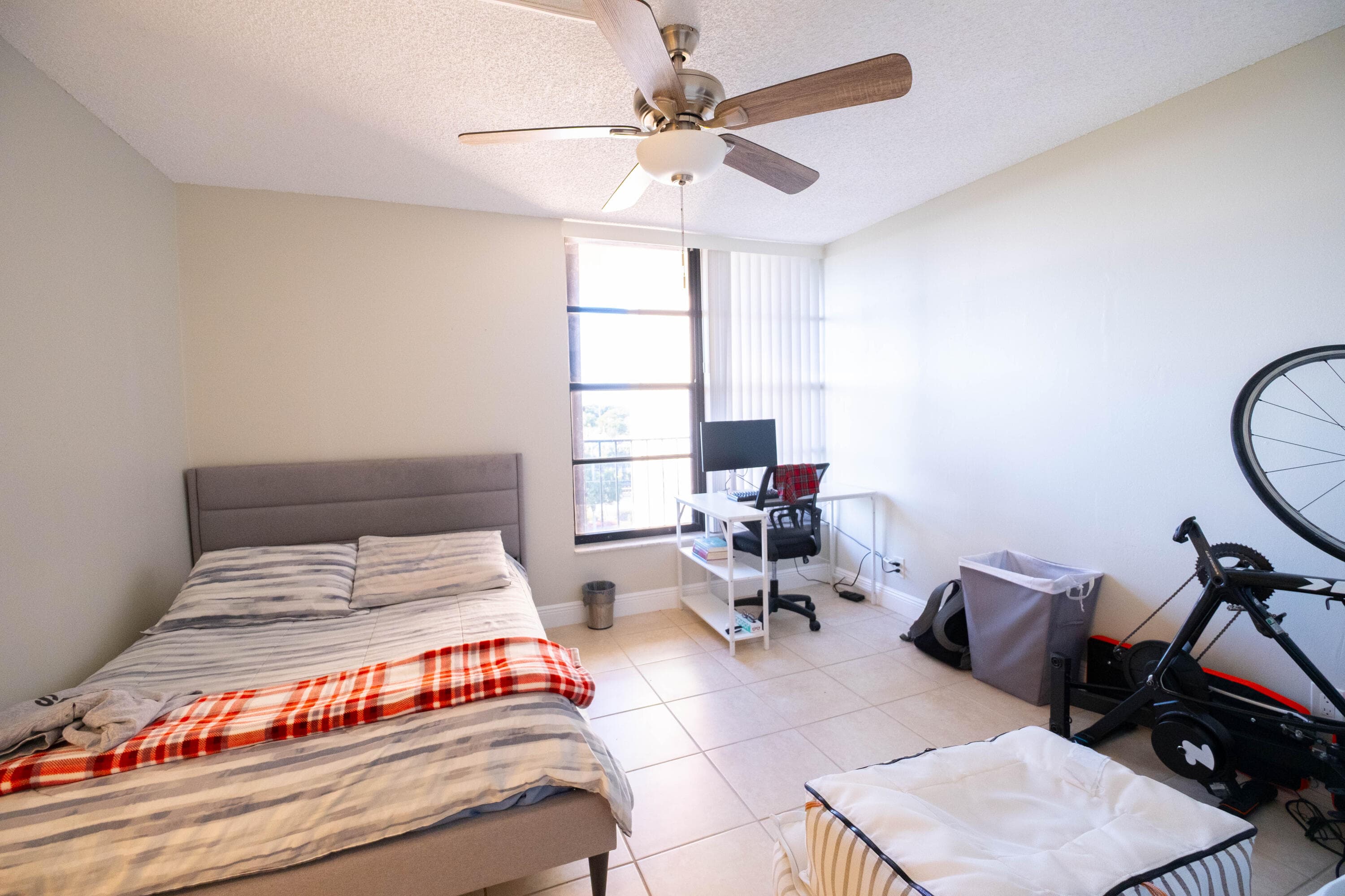 4 Royal Palm Way 6050, Boca Raton, FL 33432 — photo 26 of 32
