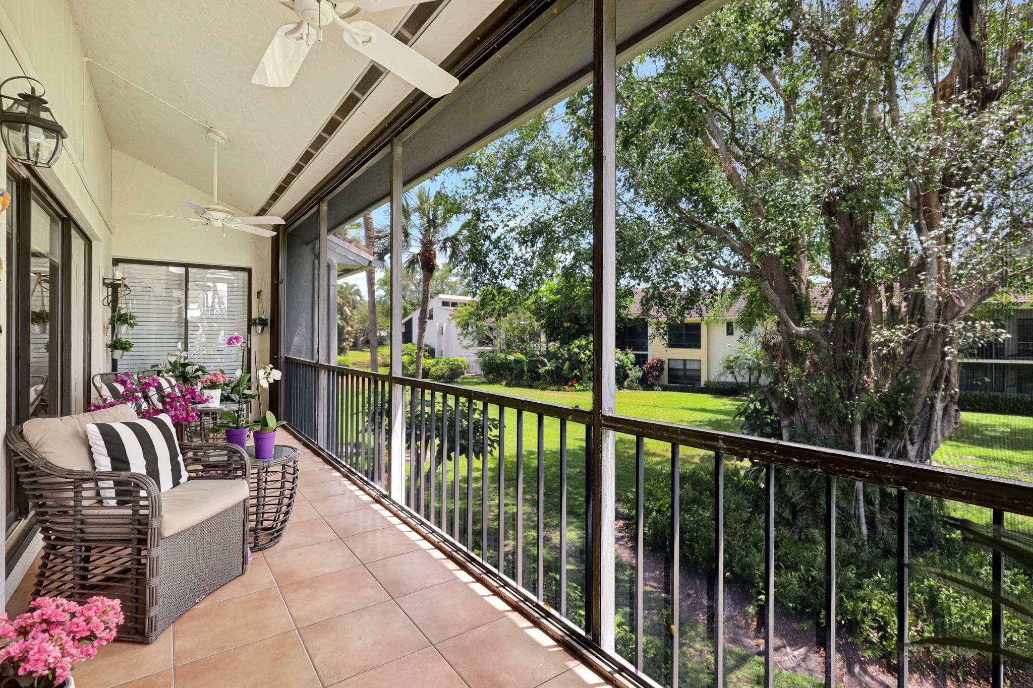 6890 Willow Wood Drive 206, Boca Raton, FL 33434 — photo 5 of 45