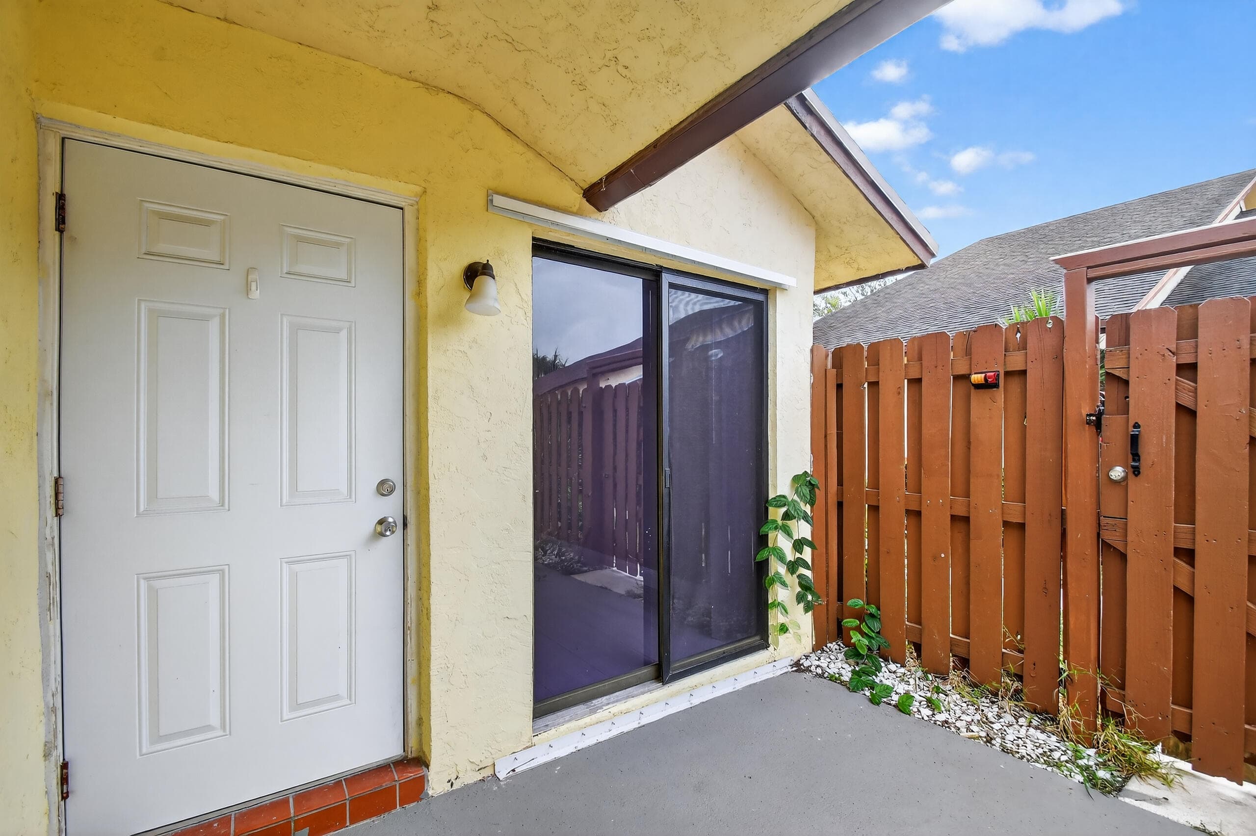484 Springdale Circle 48d, Palm Springs, FL 33461 — photo 42 of 59
