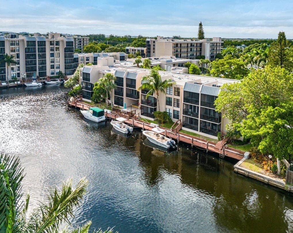 7 Royal Palm Way 507, Boca Raton, FL 33432 — photo 38 of 47
