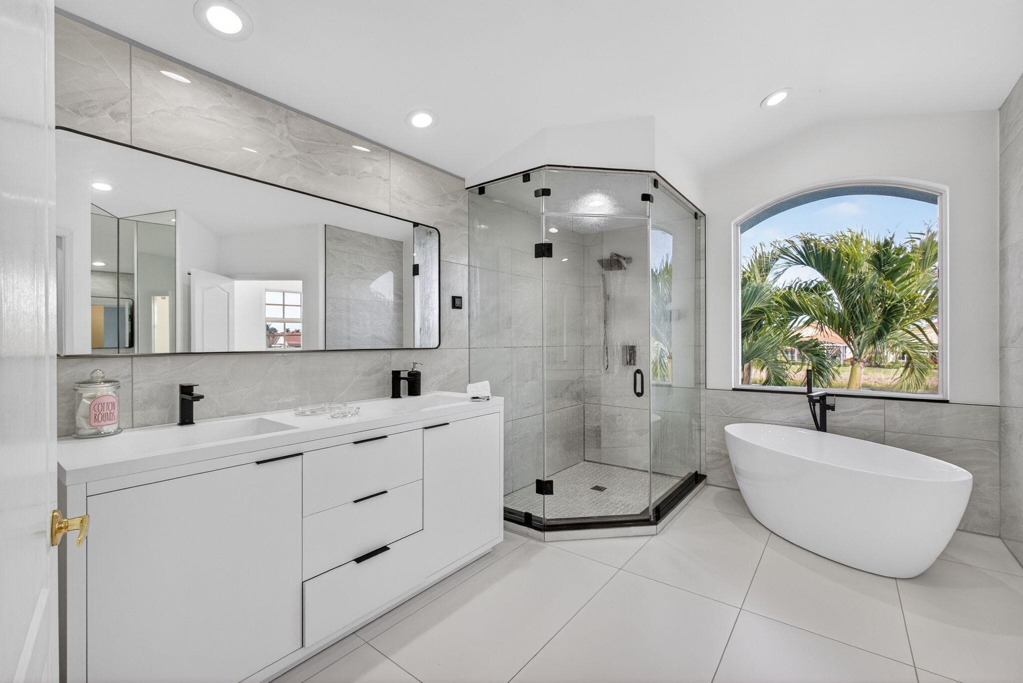 639 Masters Way, Palm Beach Gardens, FL 33418 — photo 19 of 41