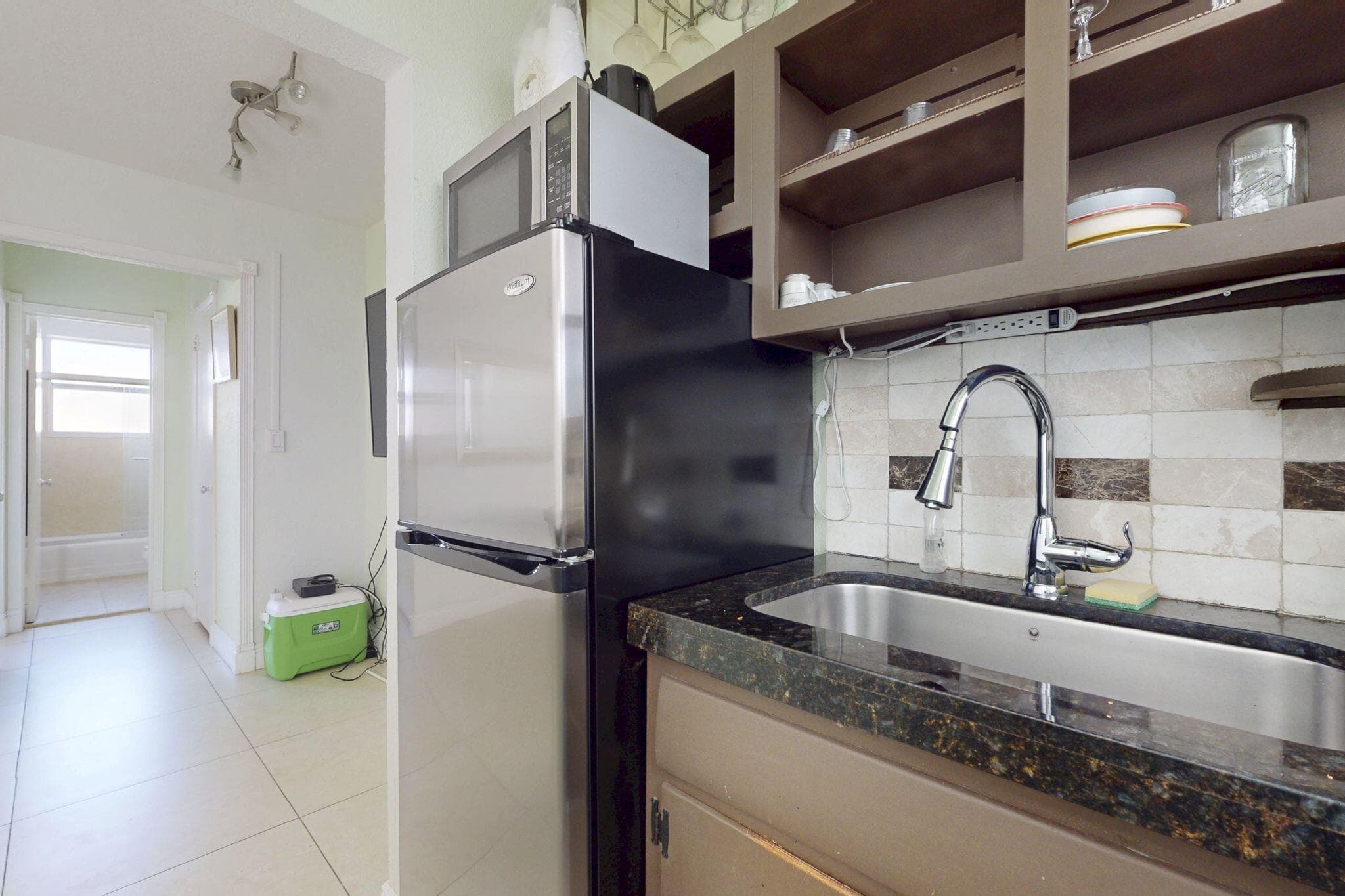 302 Lake Osborne Drive 5, Lake Worth Beach, FL 33461 — photo 24 of 56