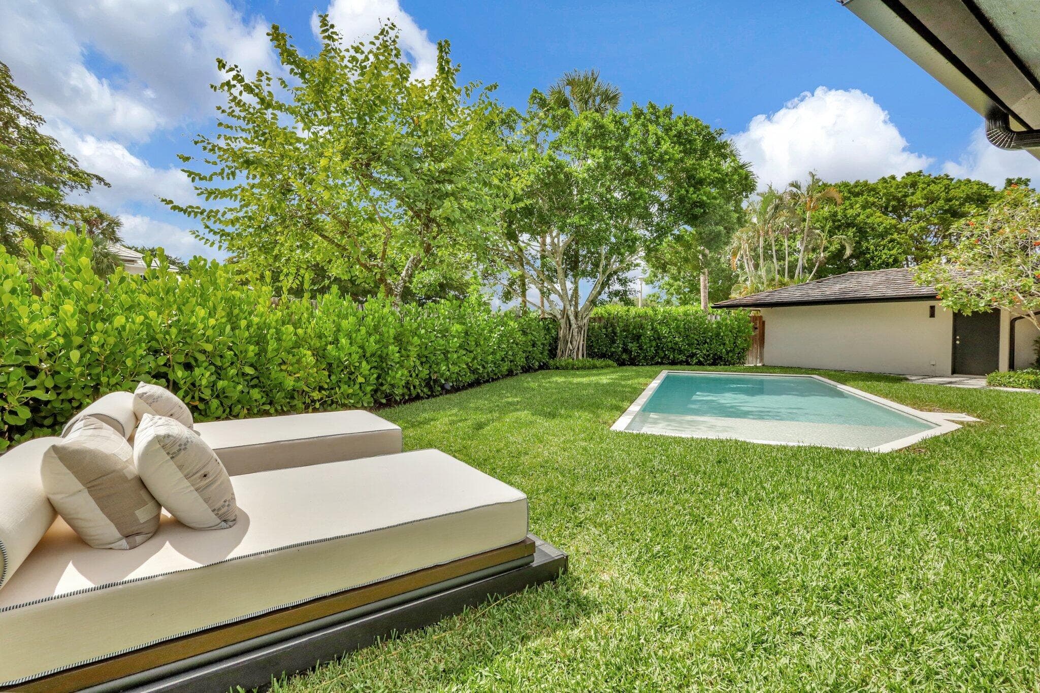 11880 Pebblewood Drive, Wellington, FL 33414 — photo 4 of 40