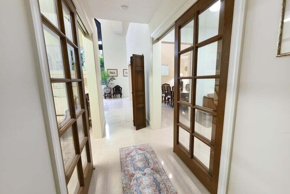701 S Olive Avenue 117, West Palm Beach, FL 33401 — photo 9 of 47