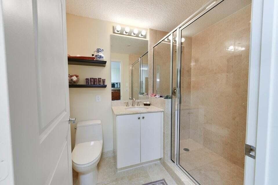701 S Olive Avenue 117, West Palm Beach, FL 33401 — photo 26 of 47