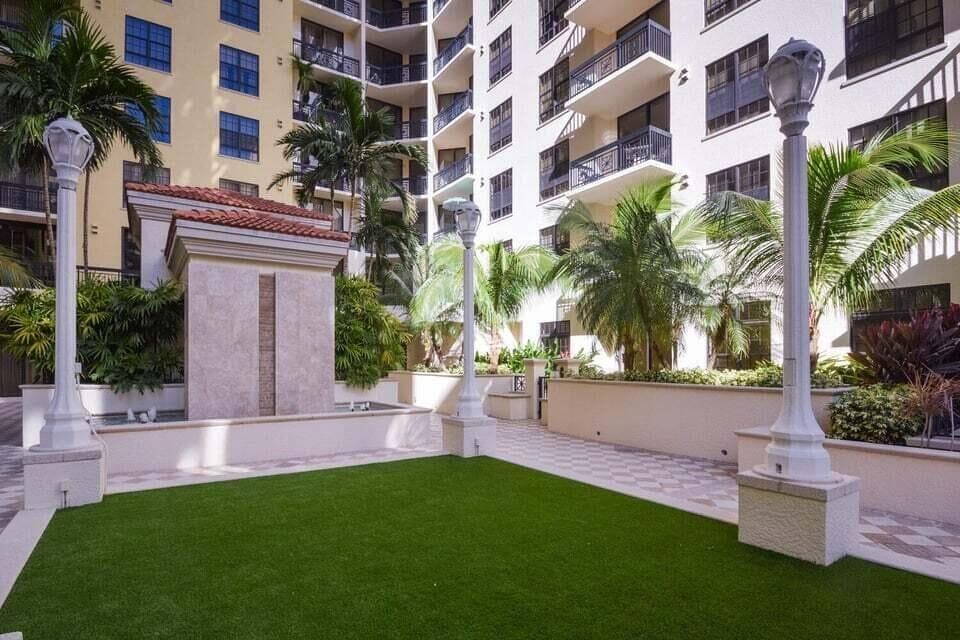 701 S Olive Avenue 117, West Palm Beach, FL 33401 — photo 29 of 47