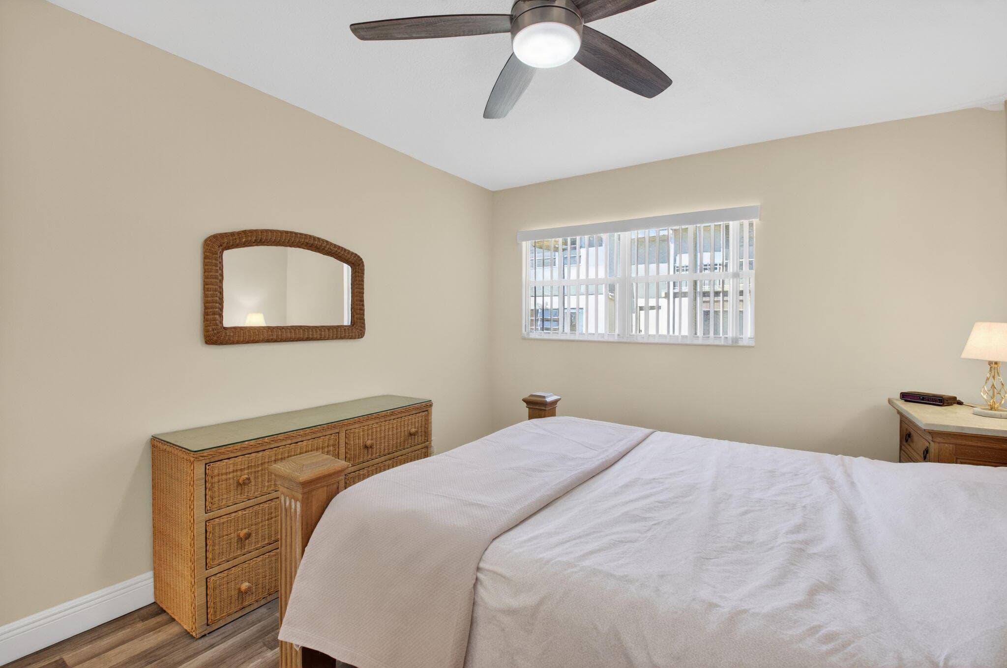 205 Flanders E, Delray Beach, FL 33484 — photo 8 of 37