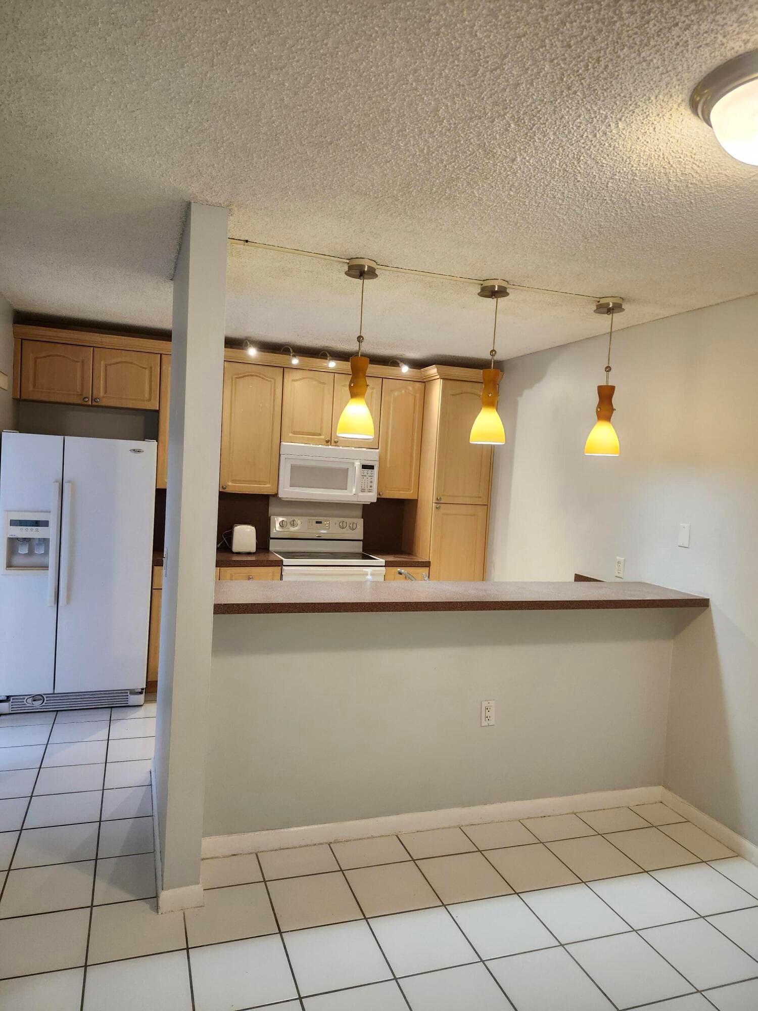 3209 32nd Way 3209, West Palm Beach, FL 33407 — photo 2 of 14