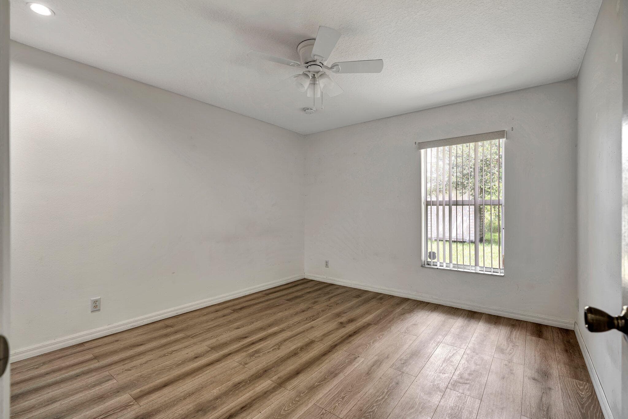 997 SW Eureka Avenue, Port St. Lucie, FL 34953 — photo 3 of 43