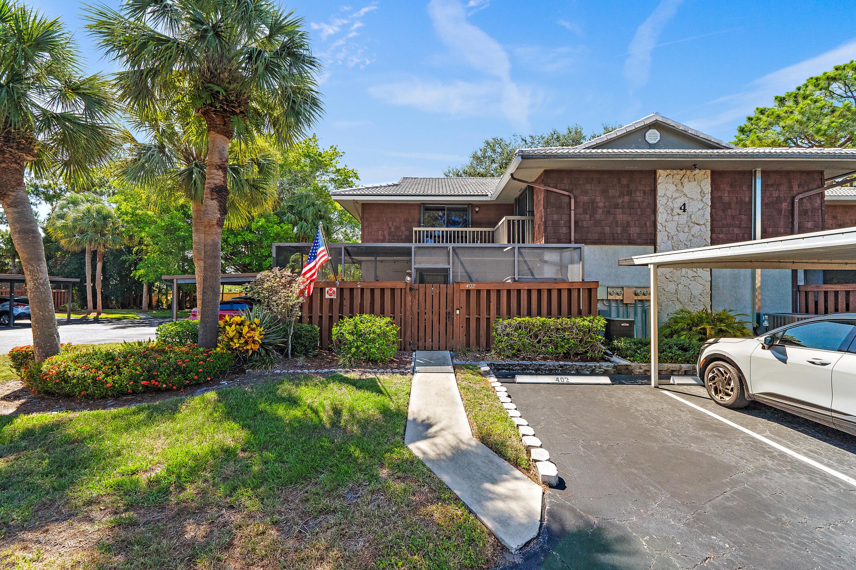 402 SE Castle Court, Port St. Lucie, FL 34952 — photo 30 of 32