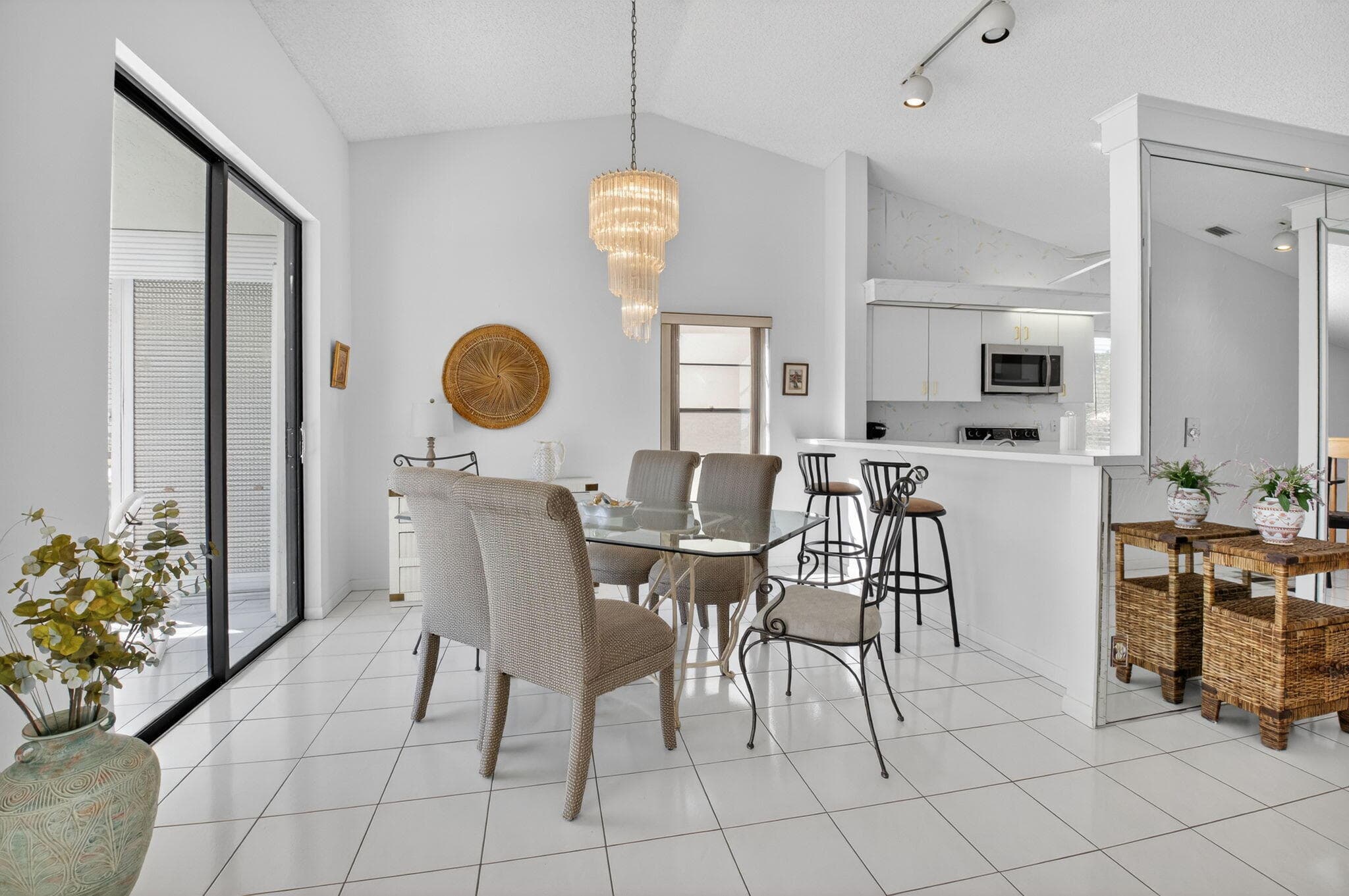10279 N Circle Lake Drive 202, Boynton Beach, FL 33437 — photo 12 of 53