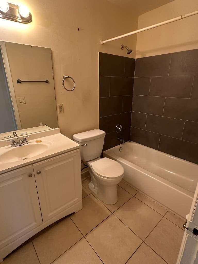 1239 SW 46th Avenue 906, Pompano Beach, FL 33069 — photo 12 of 21