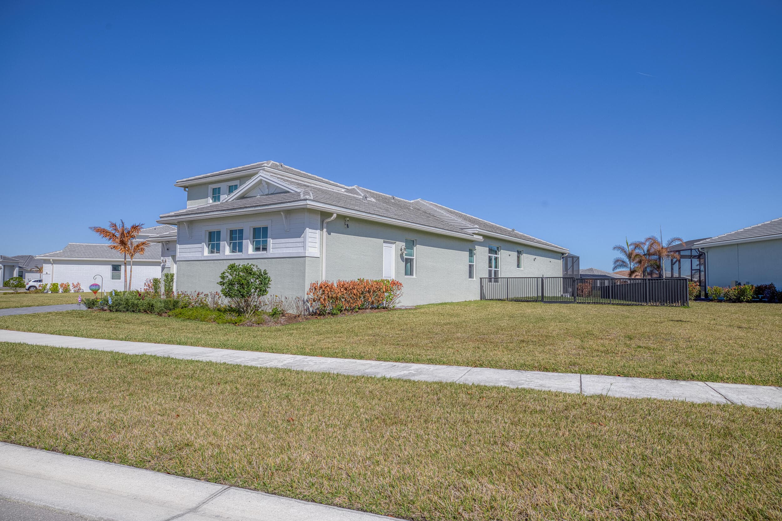 8538 SW Cantante Way, Port St. Lucie, FL 34987 — photo 3 of 93