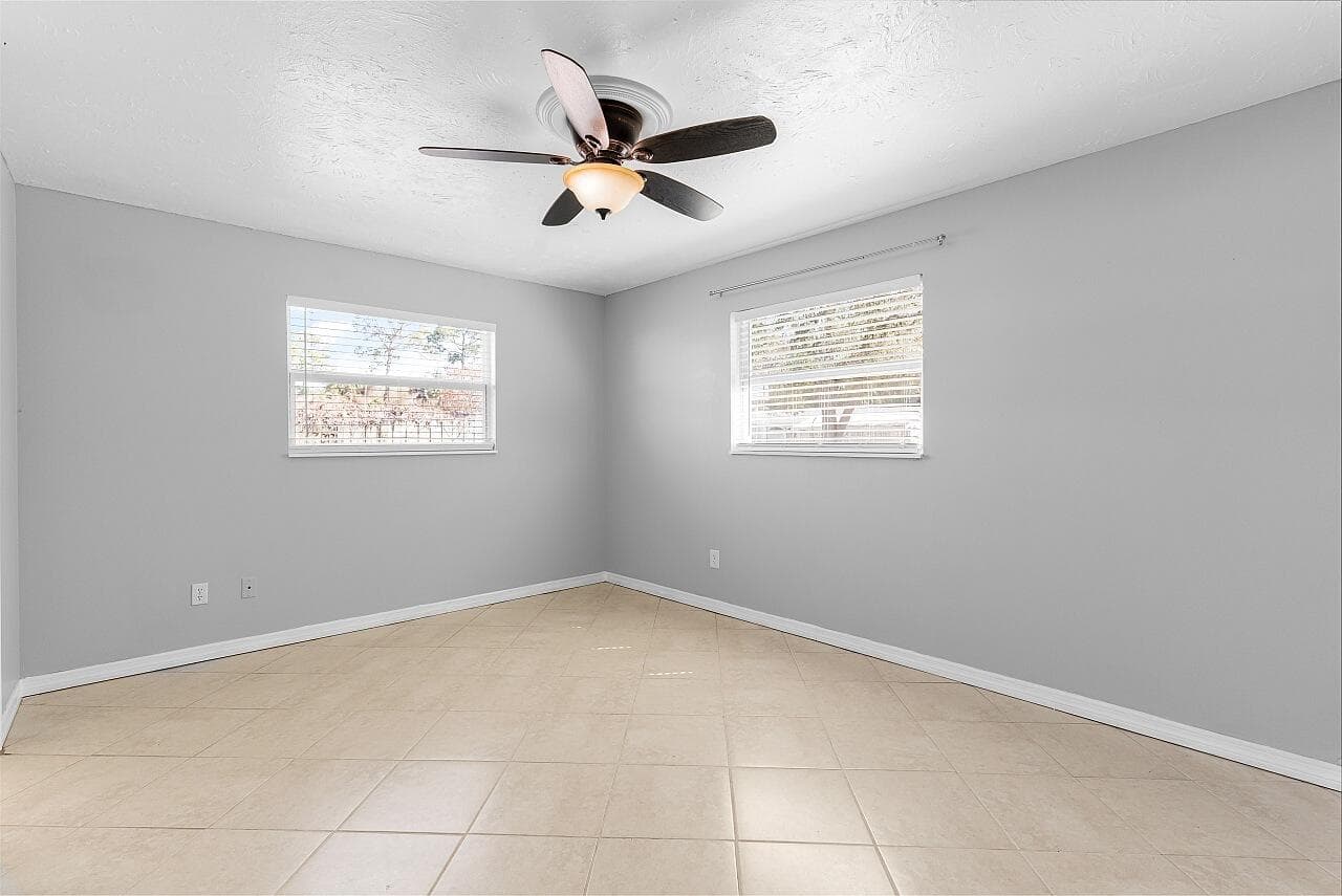 45 1st Court SW, Vero Beach, FL 32962 — photo 18 of 34