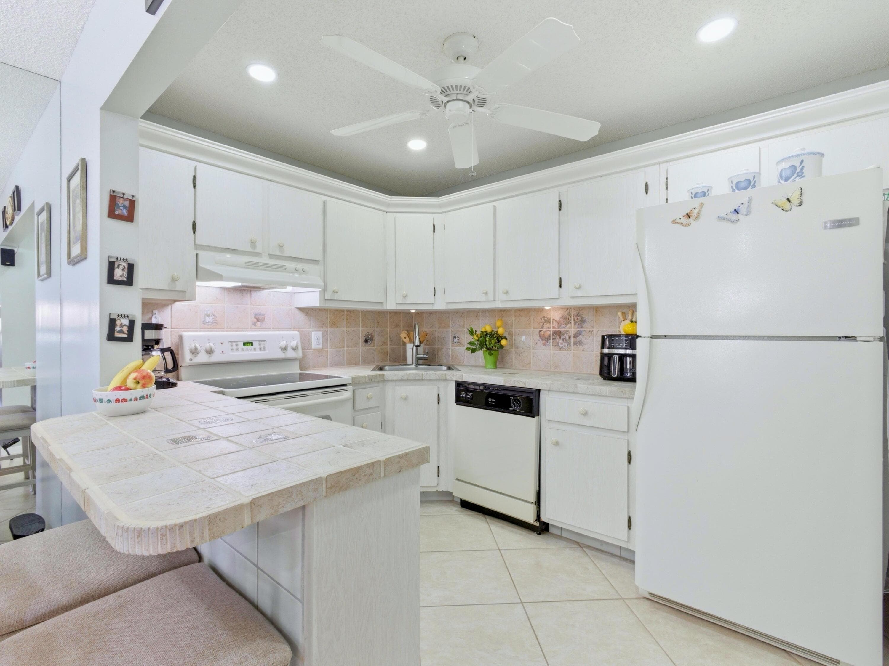 331 Knotty Pine Circle D-2, Greenacres, FL 33463 — photo 18 of 42