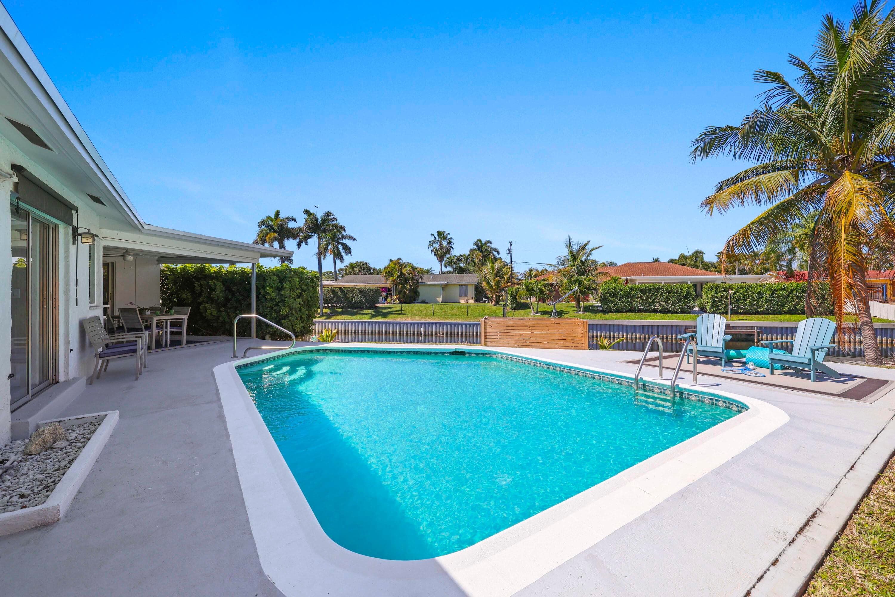 6797 Bayshore Drive, Lake Worth, FL 33462 — photo 3 of 34