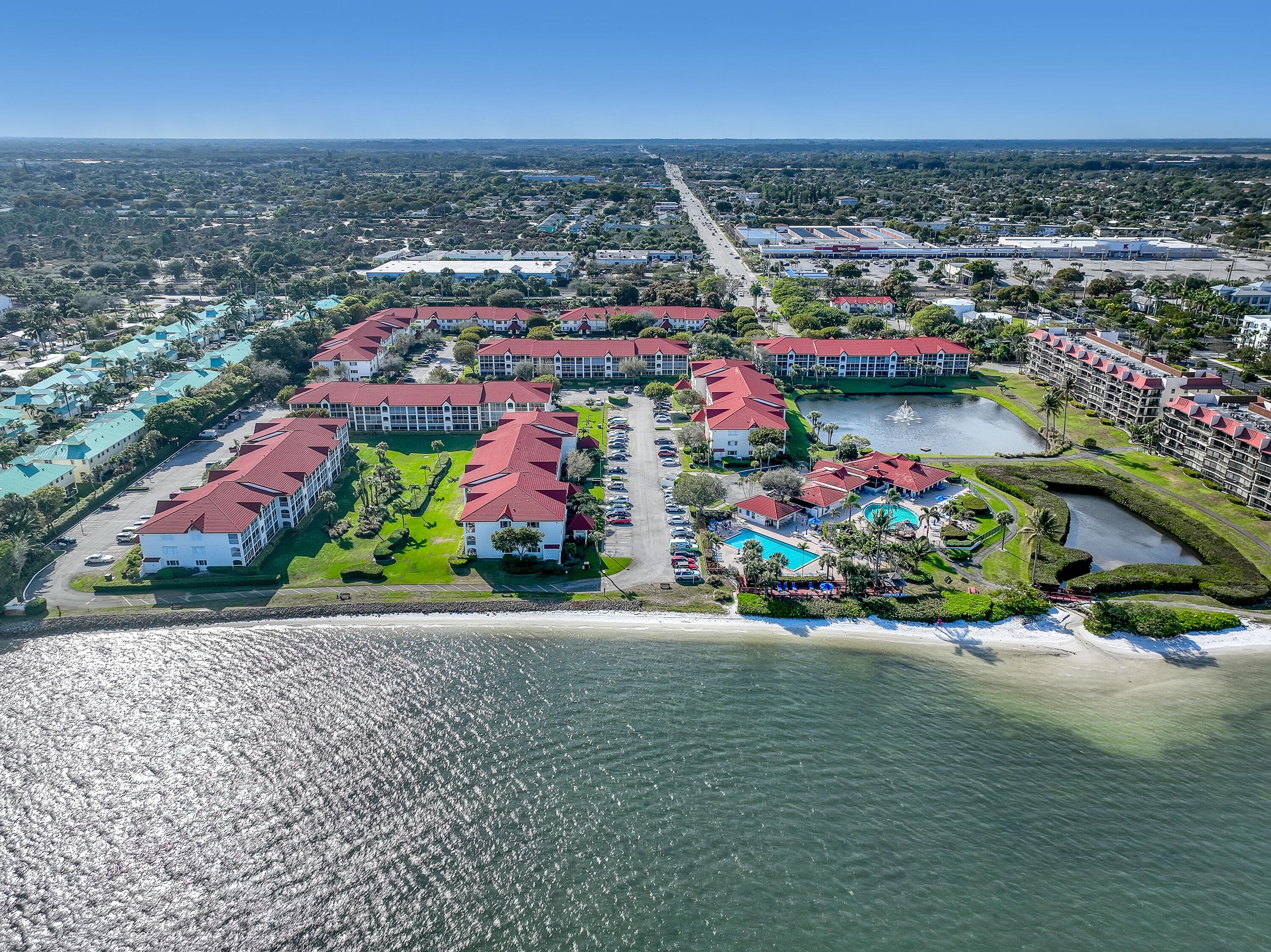 105 Half Moon Circle F1, Hypoluxo, FL 33462 — photo 23 of 24