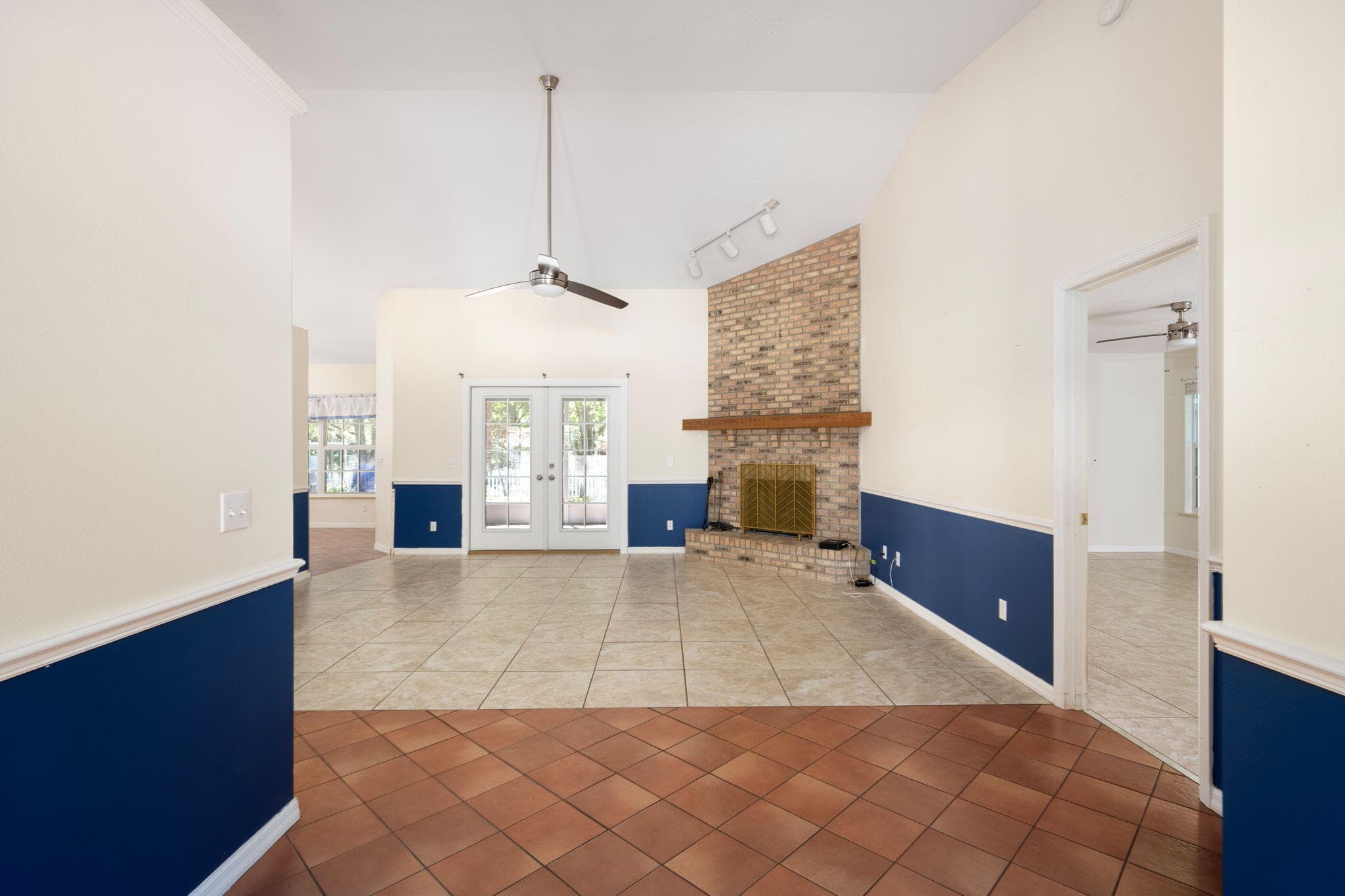 6365 45th Street, Vero Beach, FL 32967 — photo 5 of 43