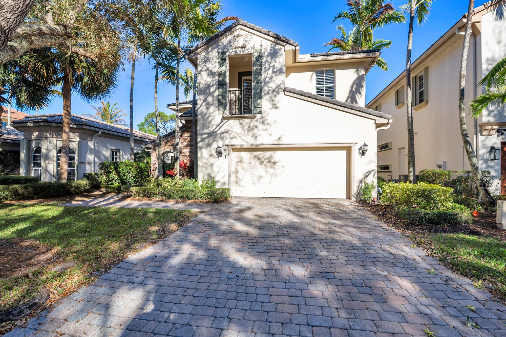 957 Mill Creek Drive, Palm Beach Gardens, FL 33410 — photo 34 of 48