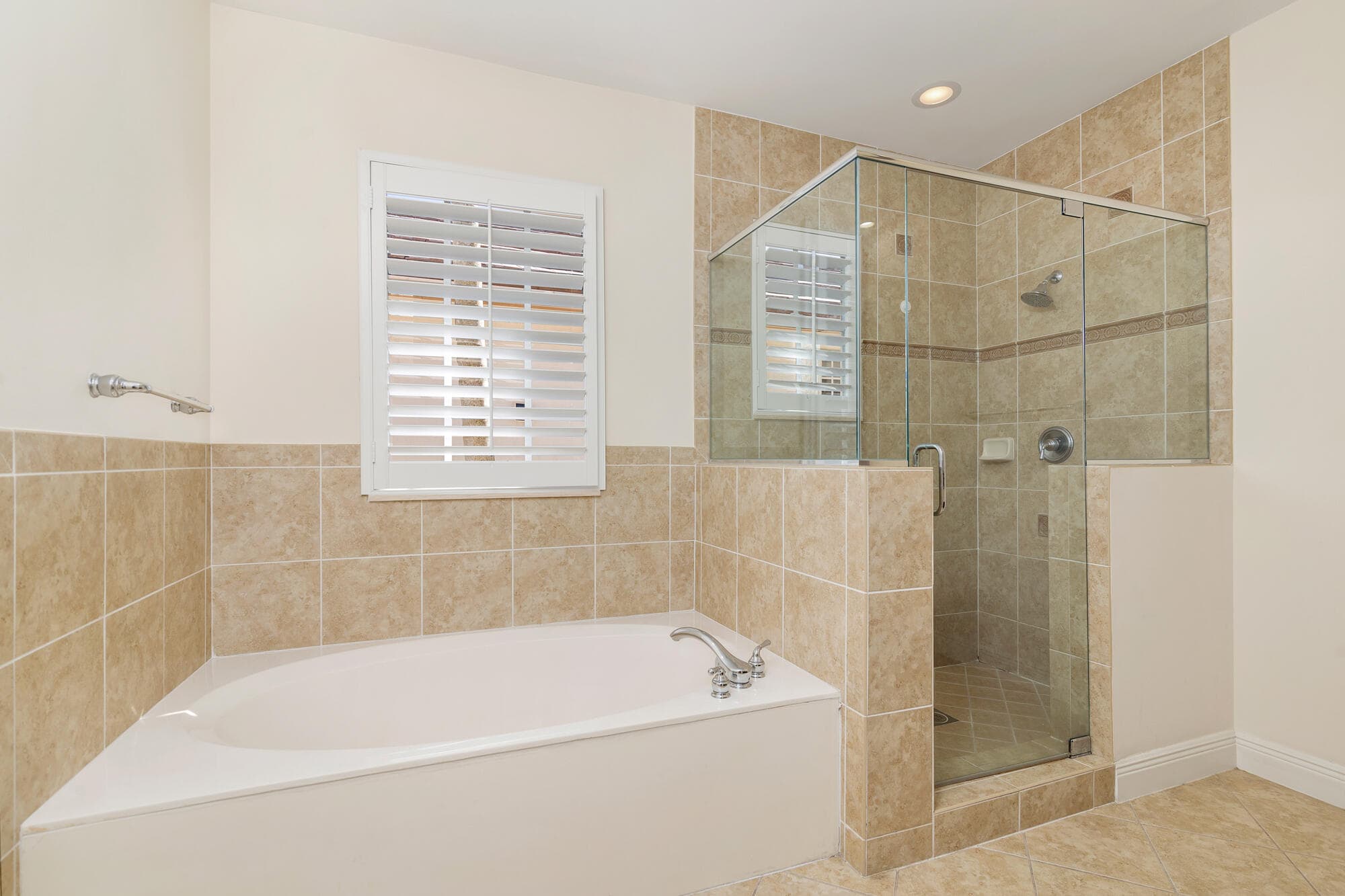 957 Mill Creek Drive, Palm Beach Gardens, FL 33410 — photo 23 of 48