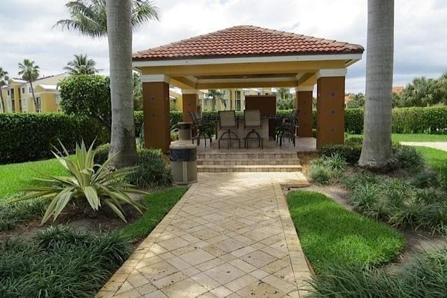 117 Yacht Club Way 205, Hypoluxo, FL 33462 — photo 19 of 29
