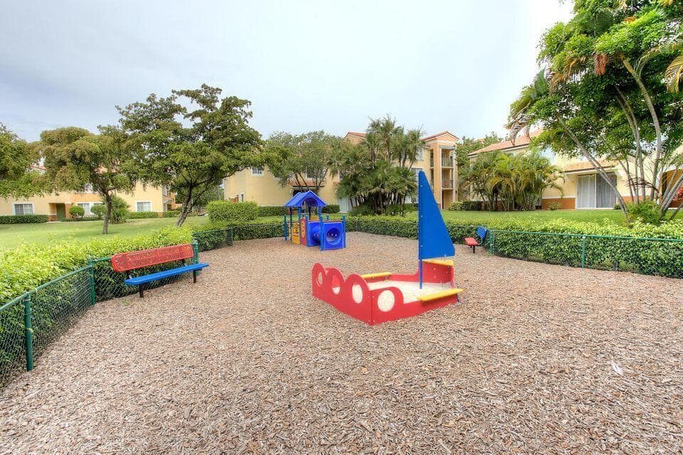 117 Yacht Club Way 205, Hypoluxo, FL 33462 — photo 24 of 29