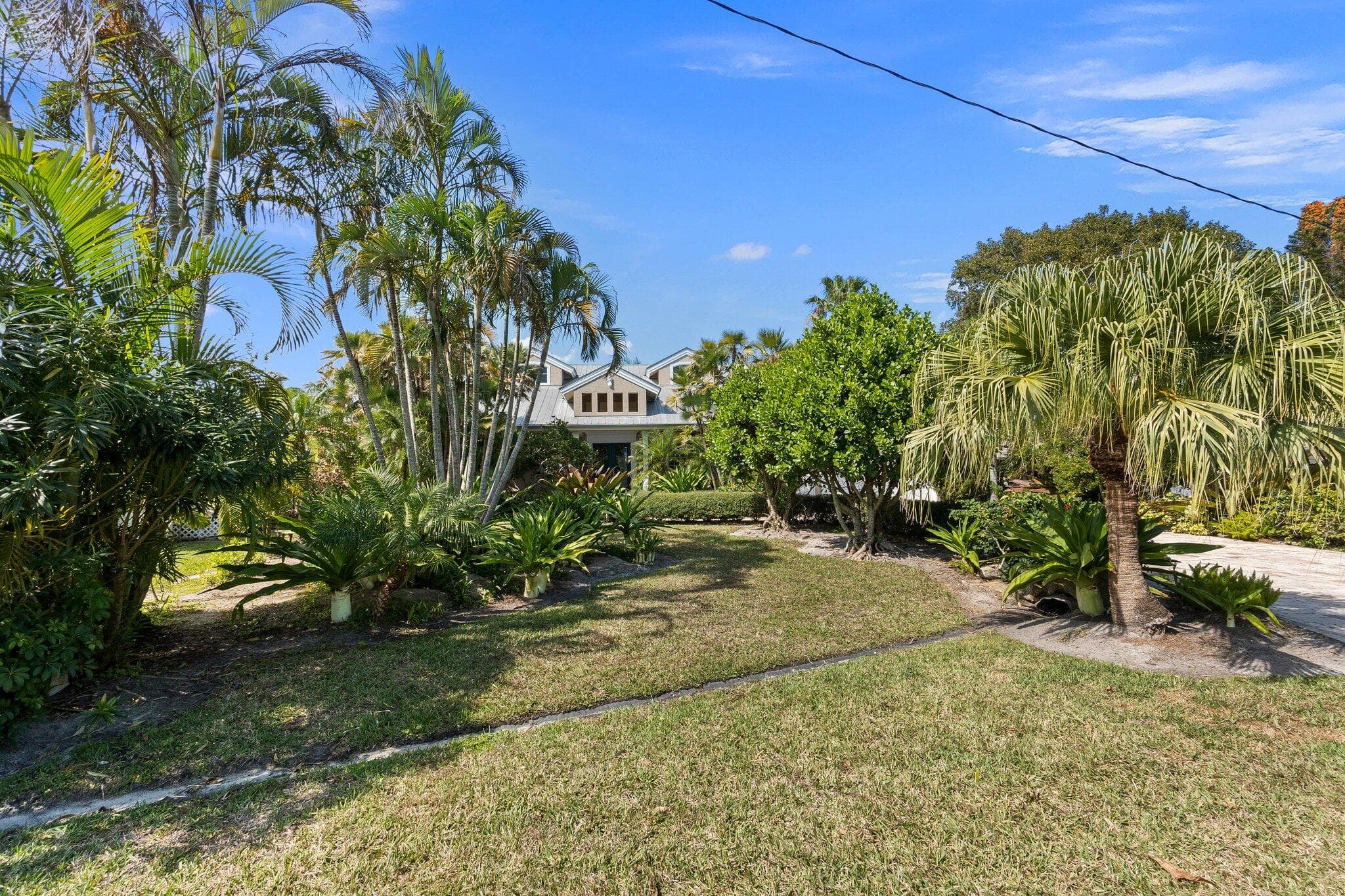 1993 SE Giffen Avenue, Port St. Lucie, FL 34952 — photo 8 of 124