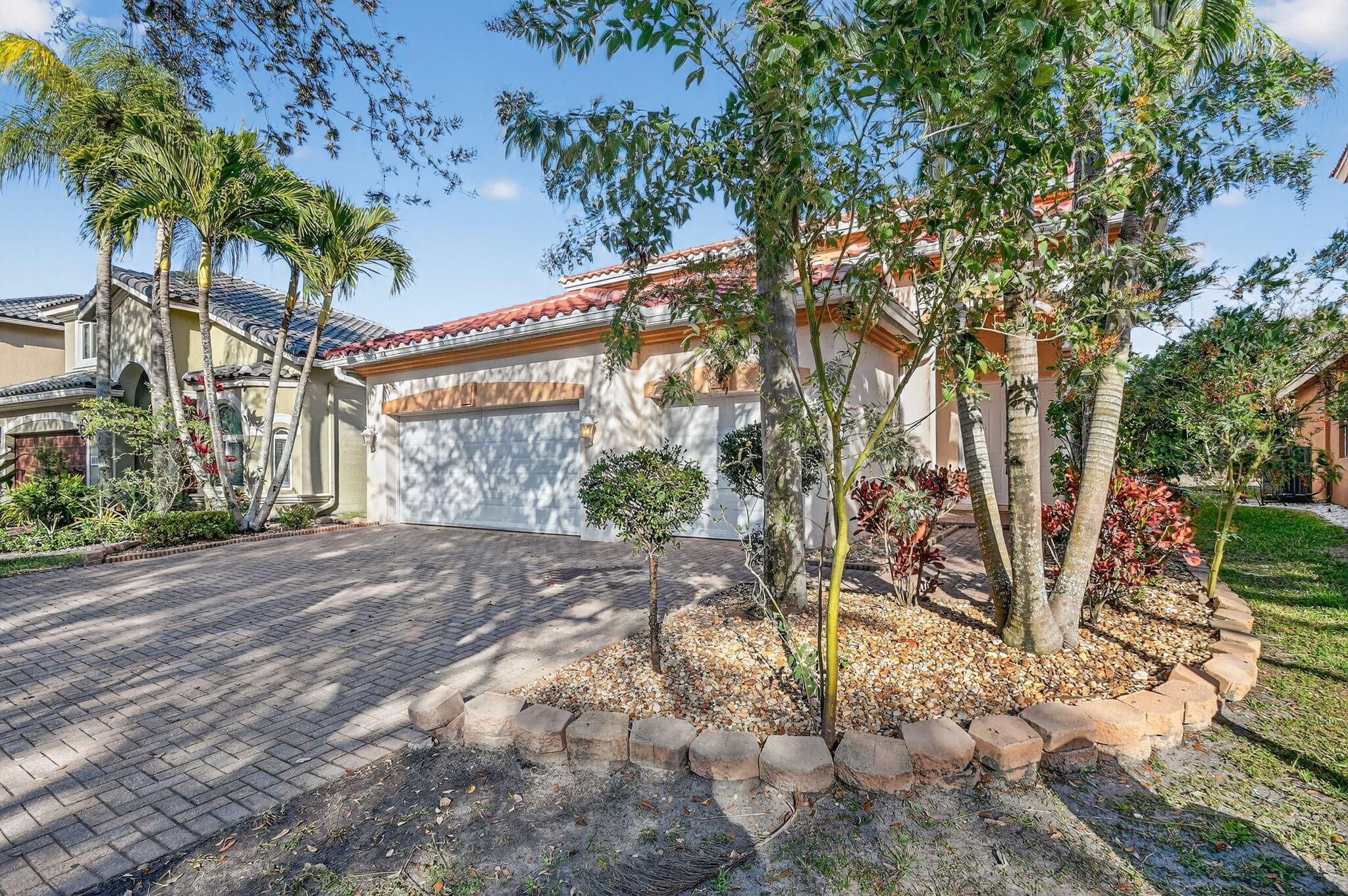 876 Gazetta Way, West Palm Beach, FL 33413 — photo 3 of 66