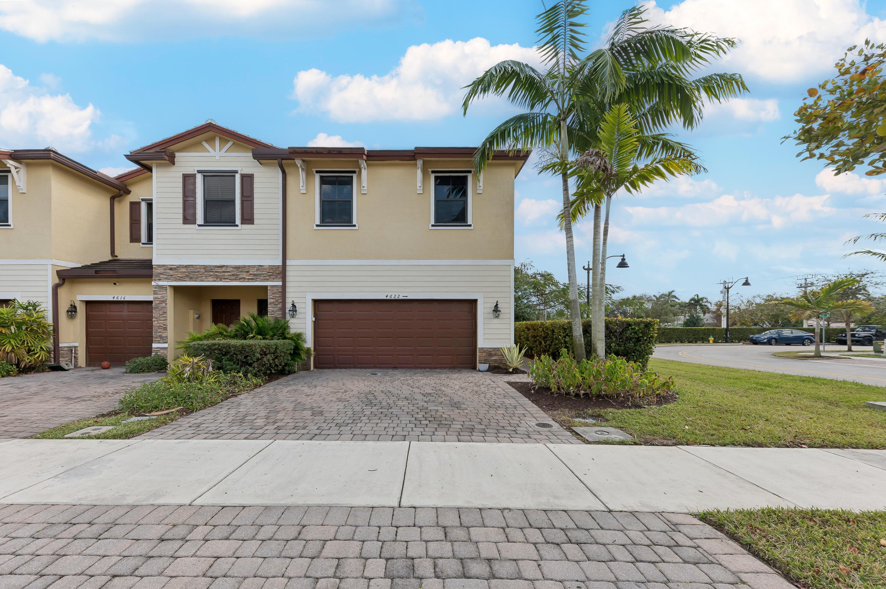 4622 Belgian Lane, Davie, FL 33314 — photo 1 of 35