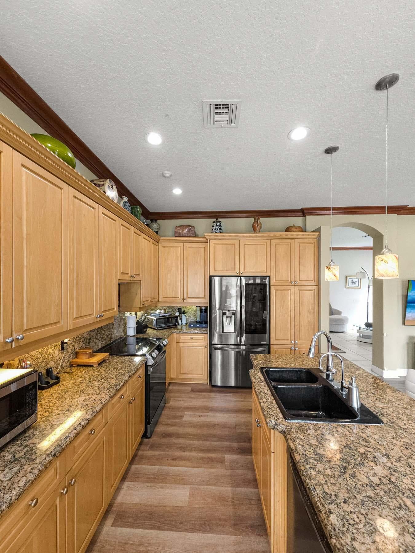 5058 Glenville Drive, Boynton Beach, FL 33437 — photo 16 of 79