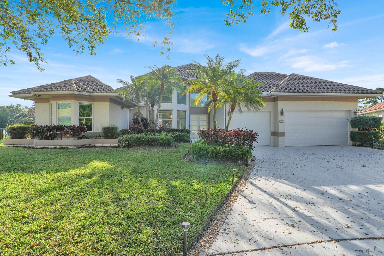 142 Corinthian Circle, Jupiter, FL 33458 — photo 2 of 56