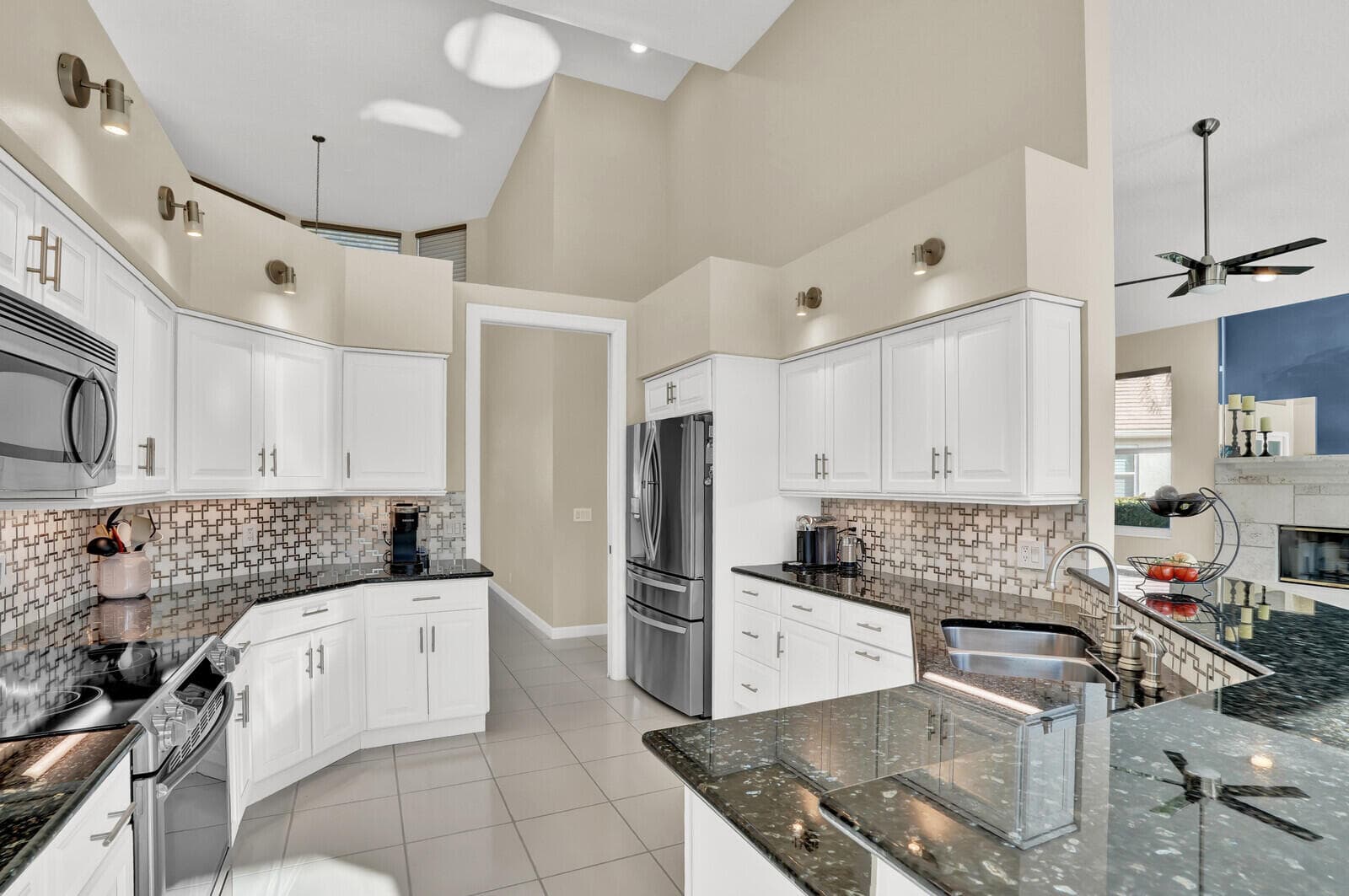 142 Corinthian Circle, Jupiter, FL 33458 — photo 13 of 56