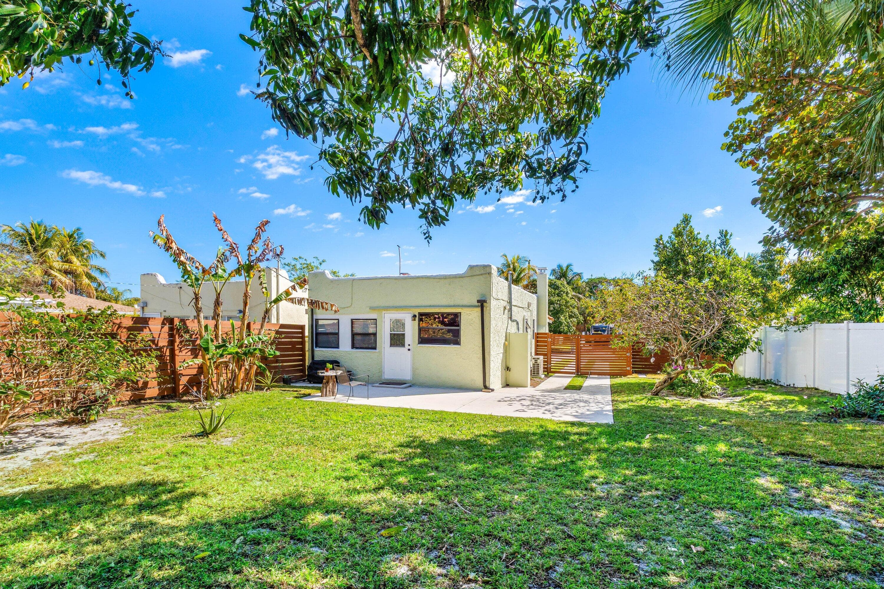 921 S M Street, Lake Worth Beach, FL 33460 — photo 32 of 63